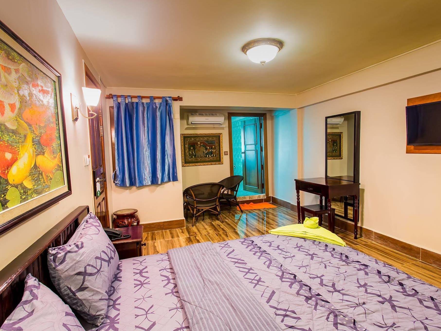 Domrai Boutique Hotel