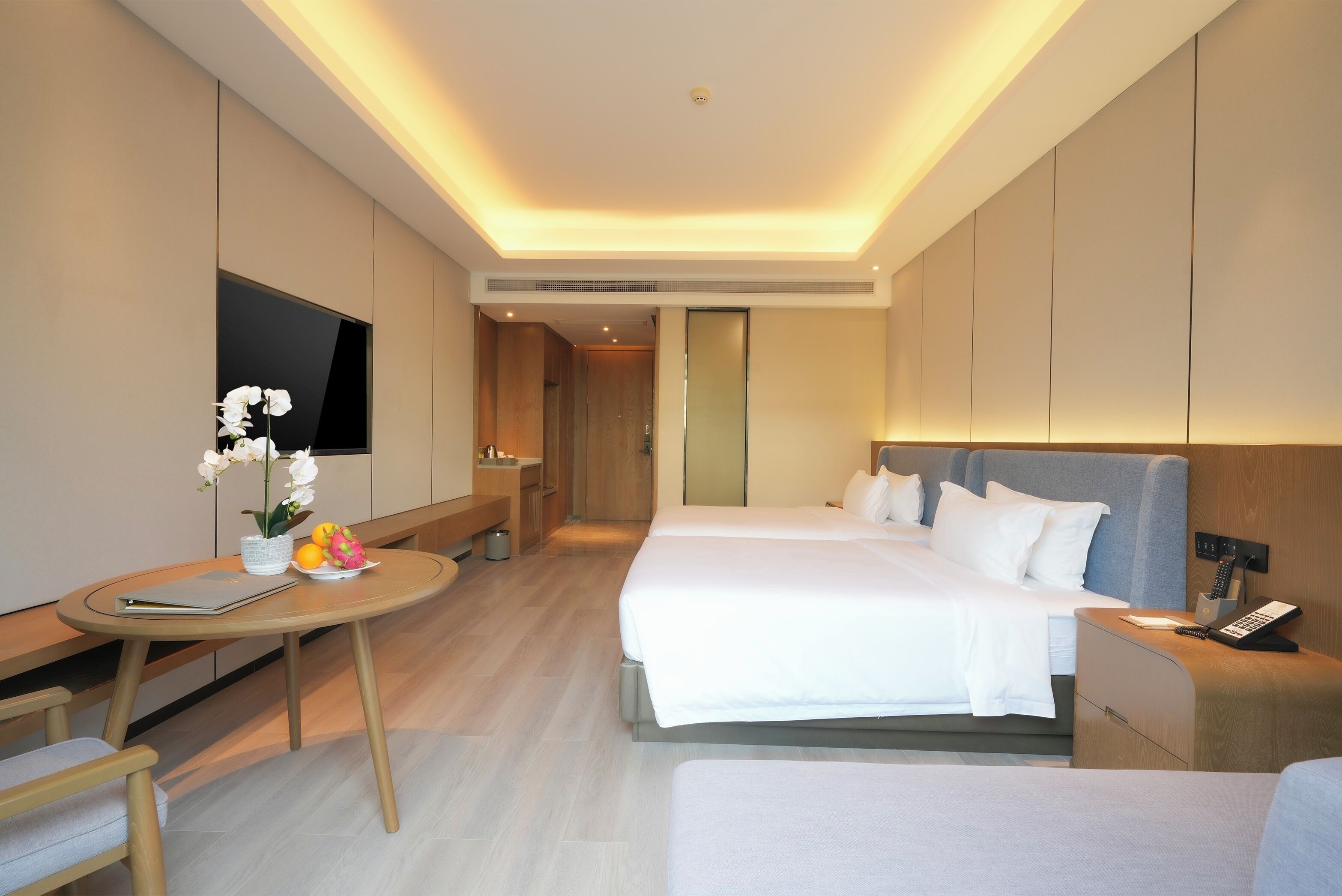 Donghu Resort Hotel