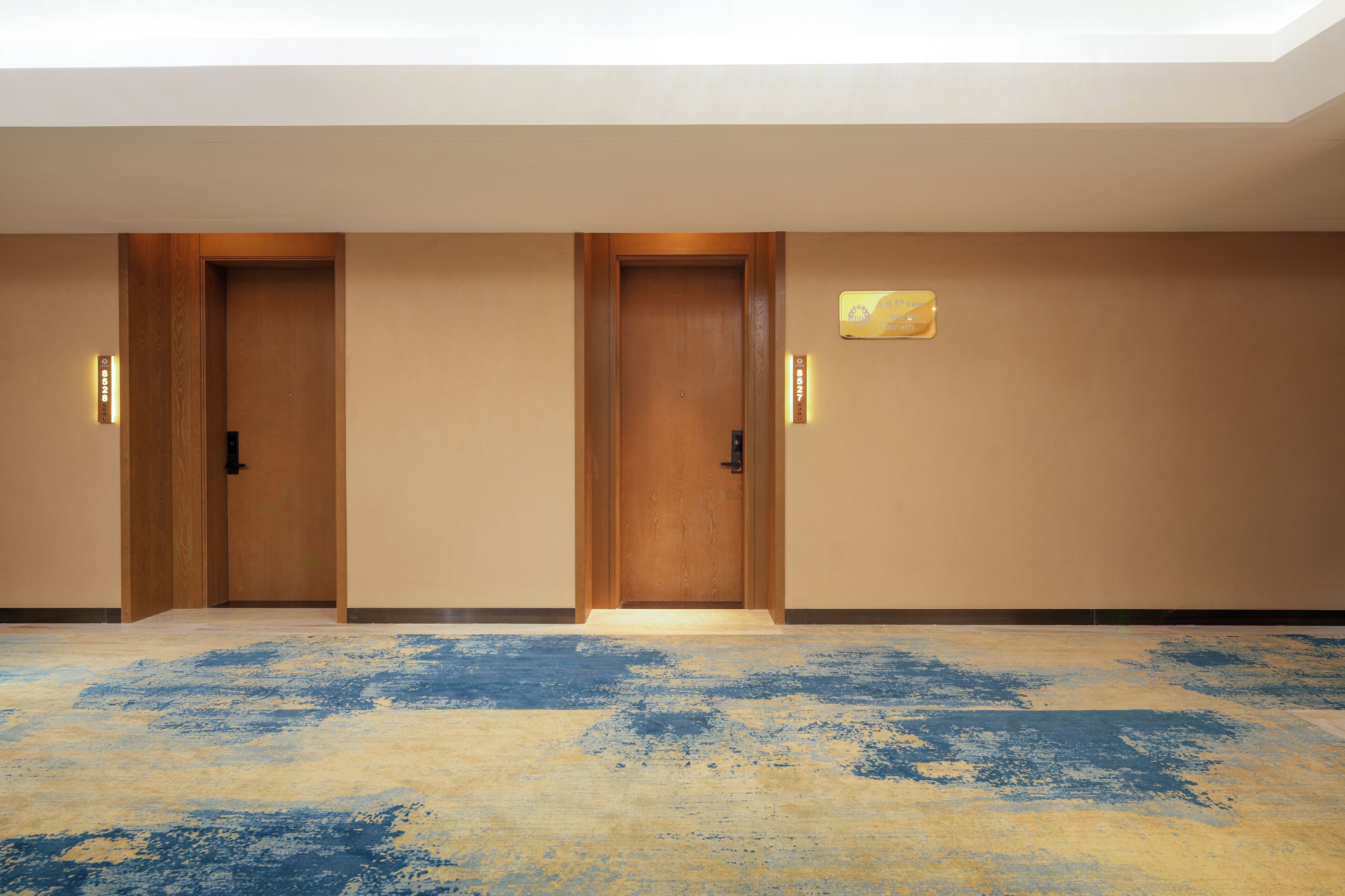 Donghu Resort Hotel