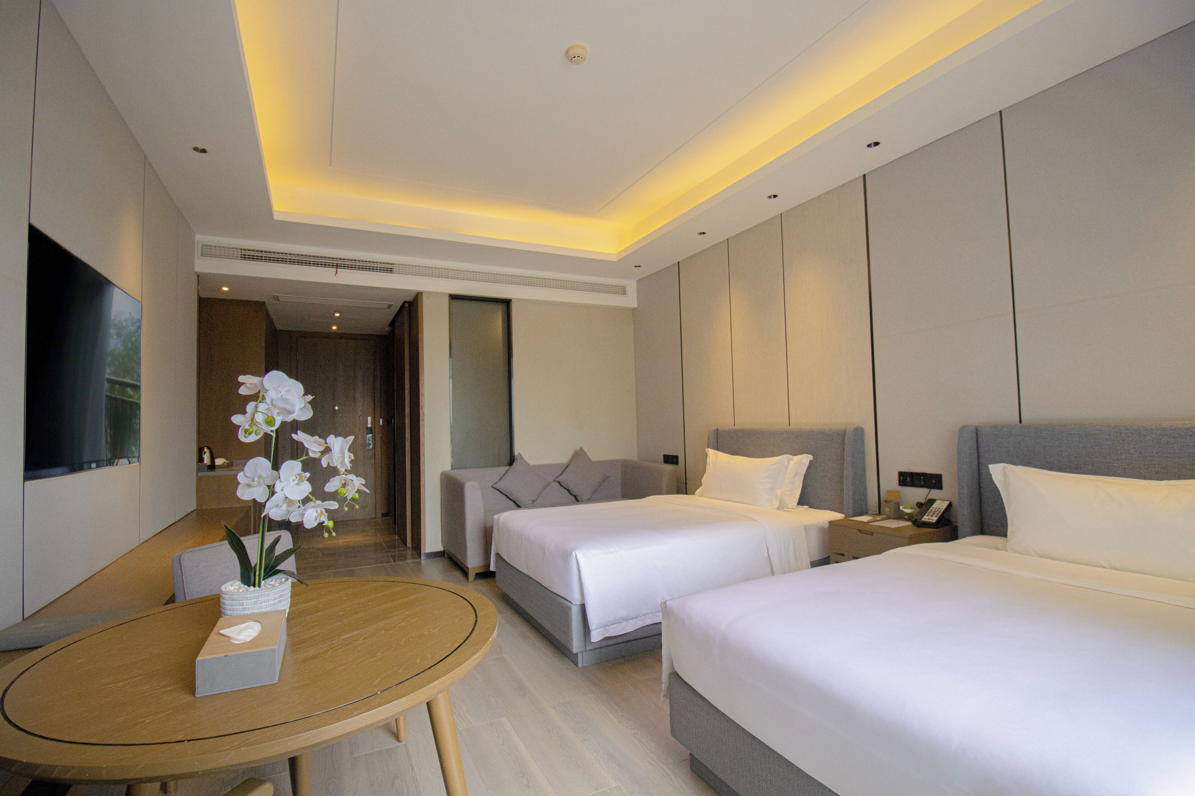 Donghu Resort Hotel