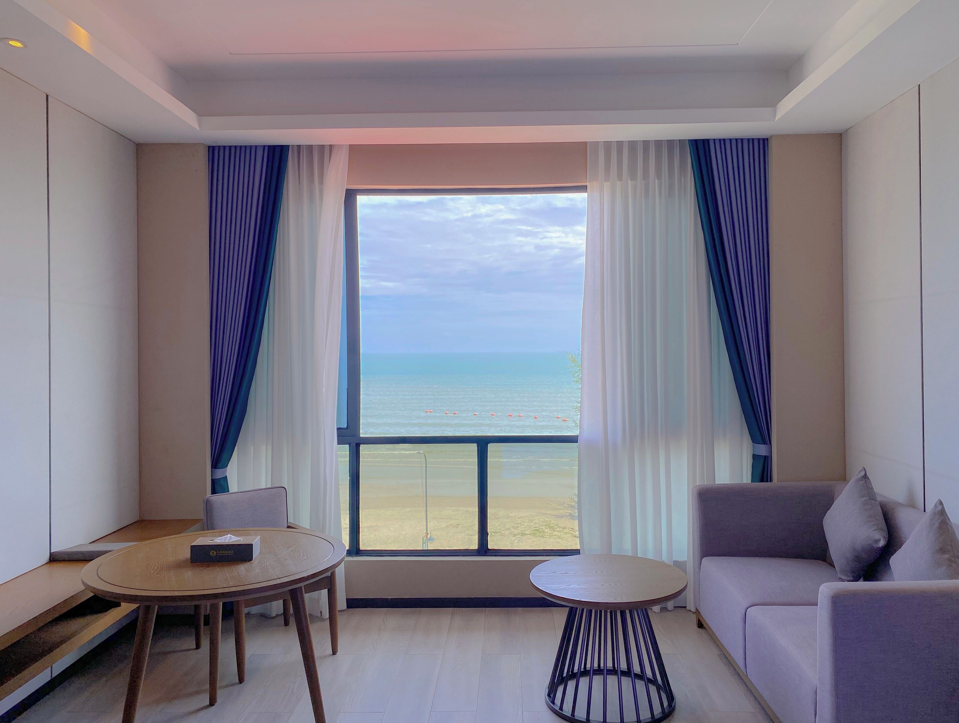 Donghu Resort Hotel