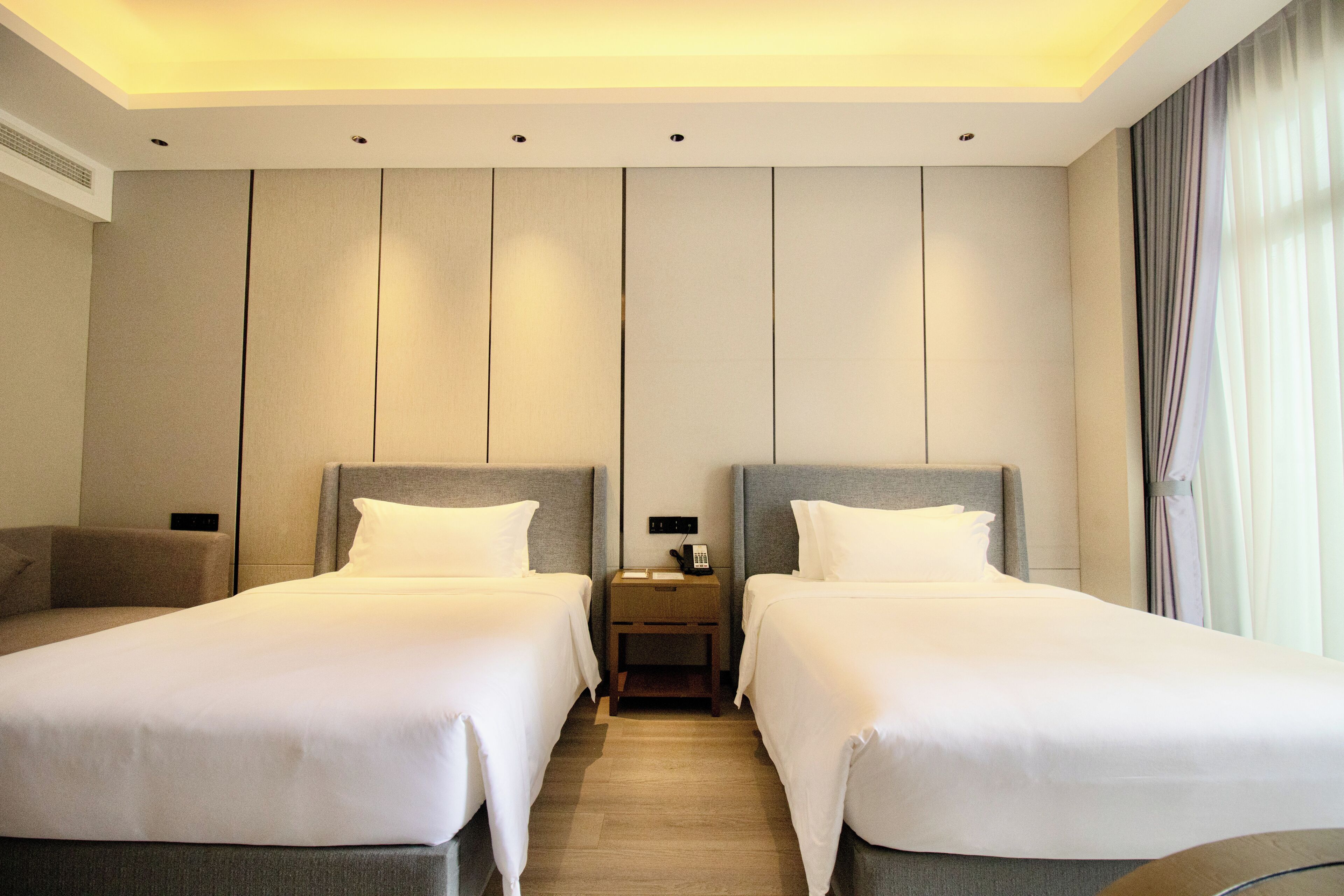 Donghu Resort Hotel