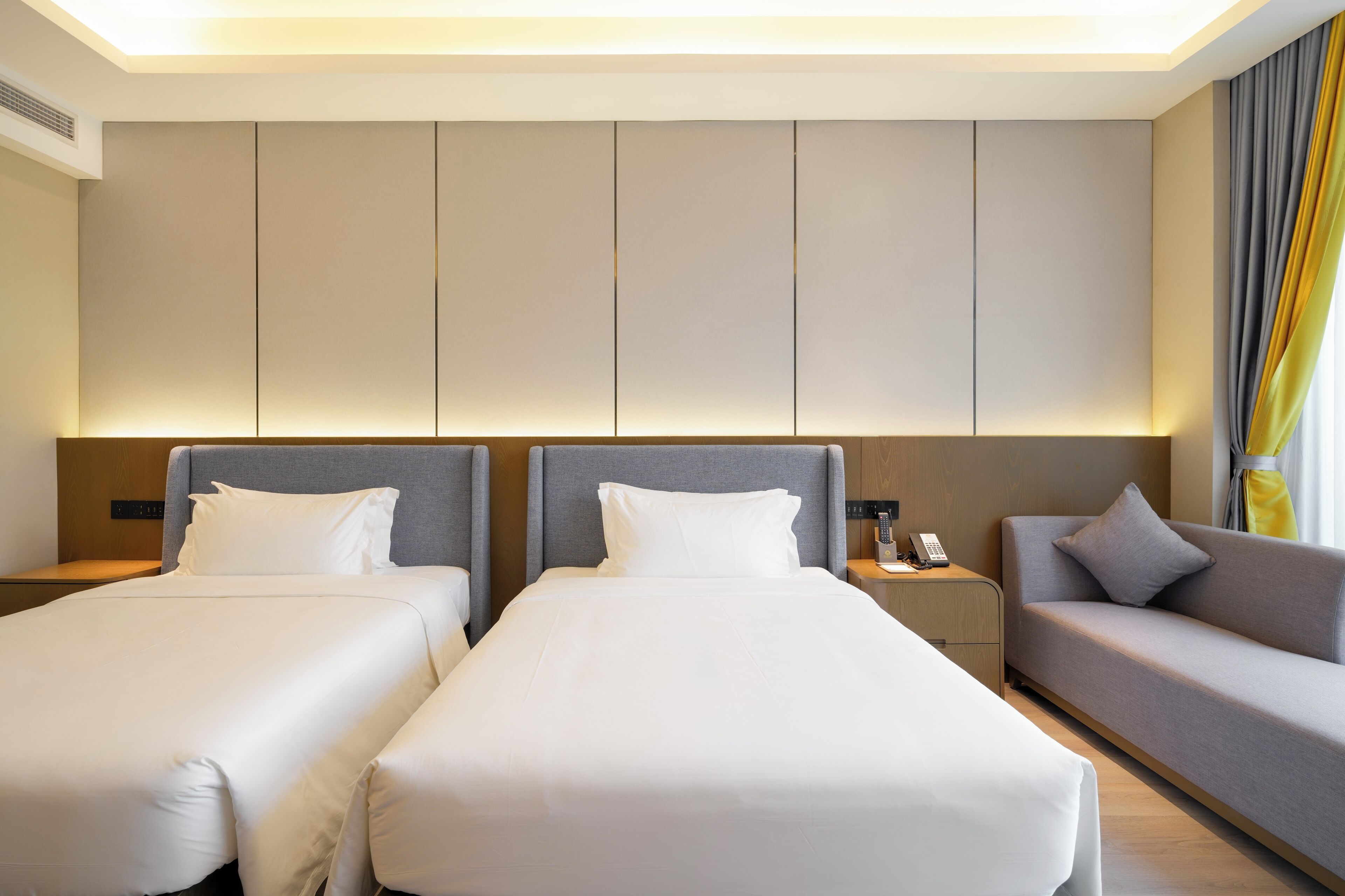 Donghu Resort Hotel