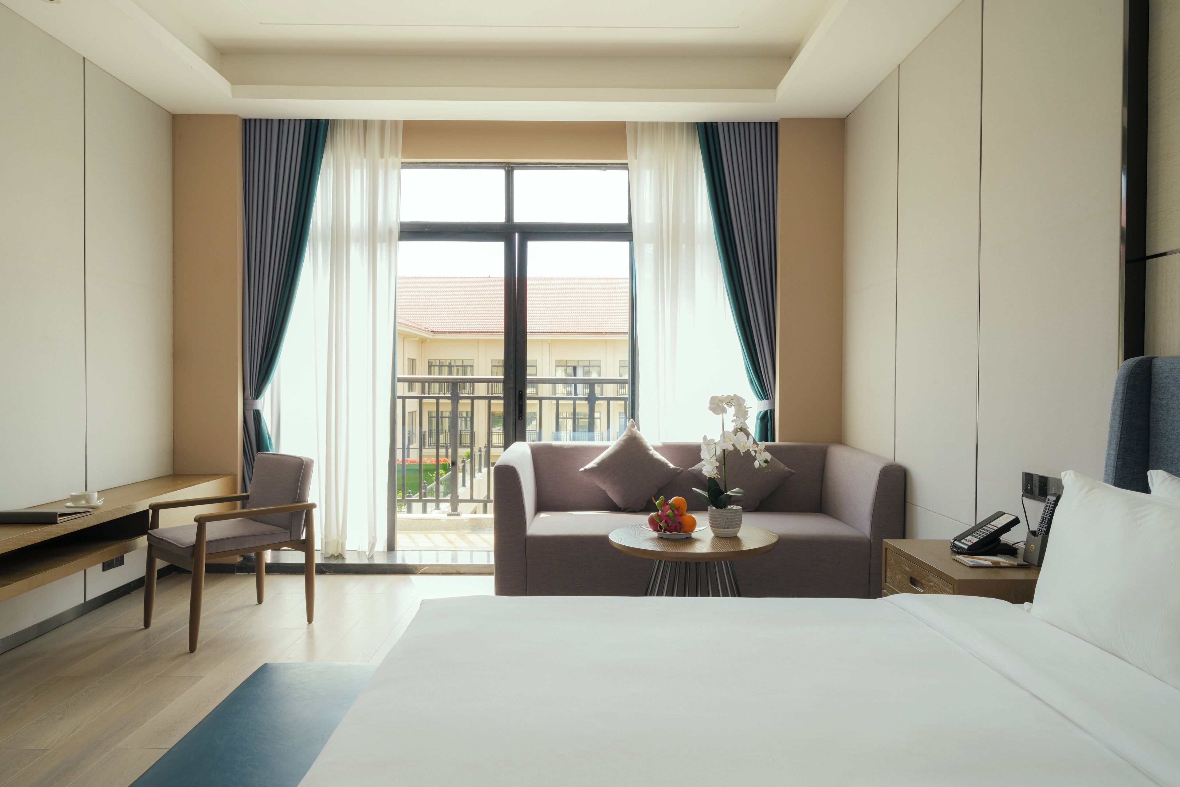Donghu Resort Hotel
