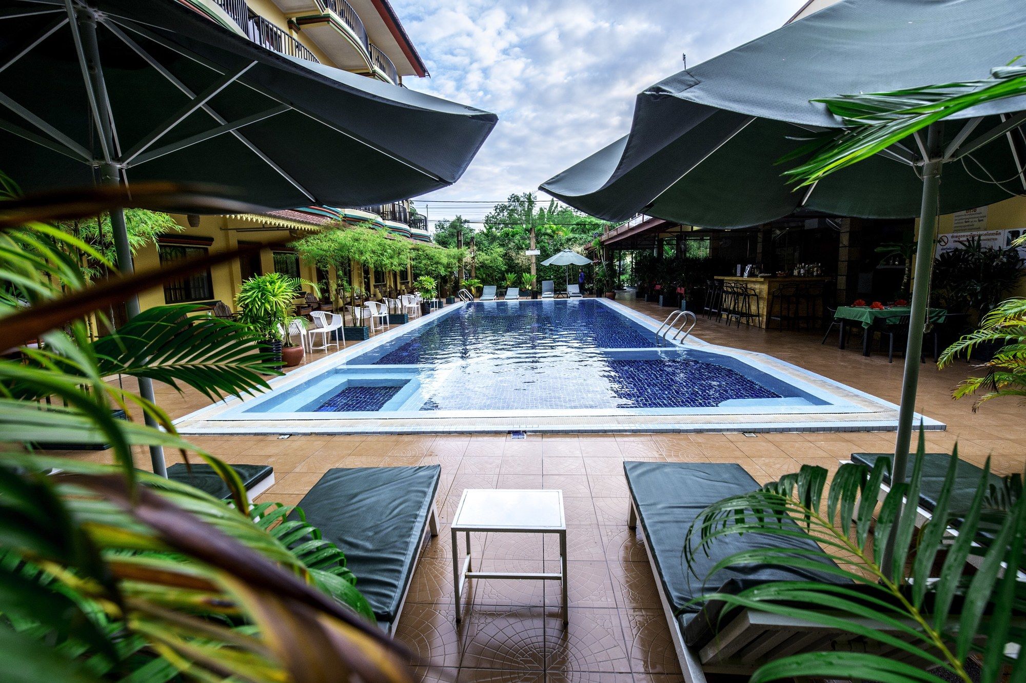 Grand Sihanouk Ville Hotel
