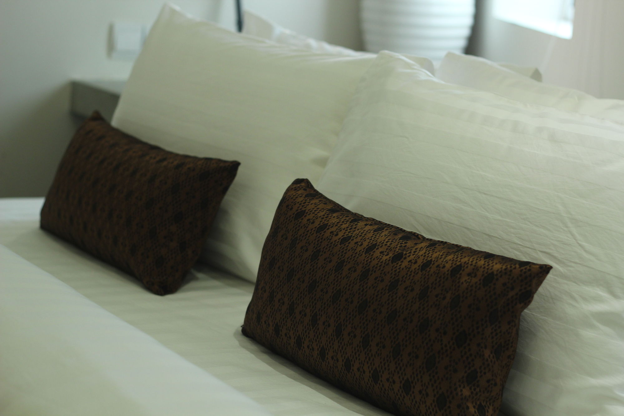 Hotel Five. S