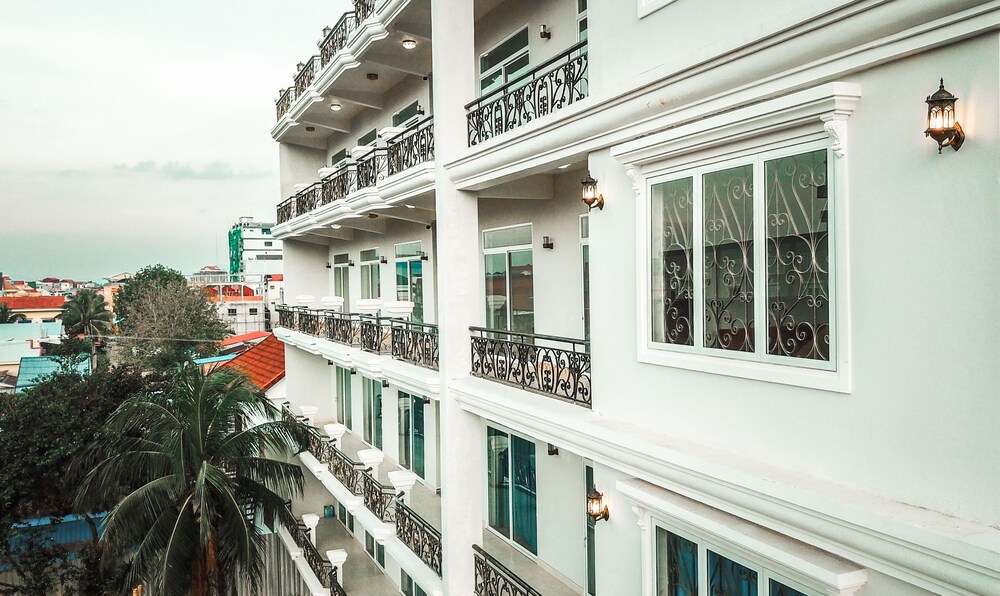 Intanou Boutique Hotel