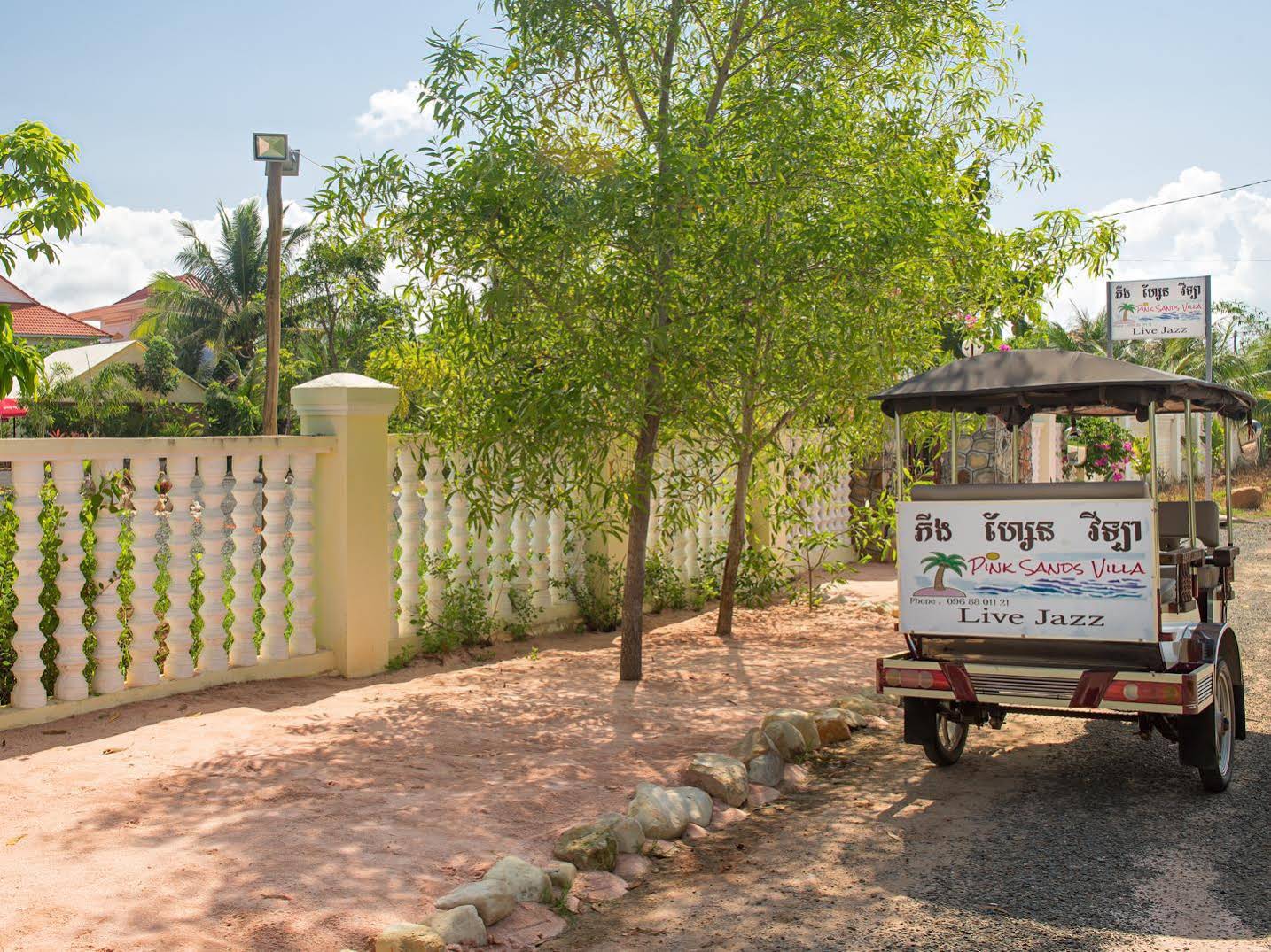 Pink Sands Villa