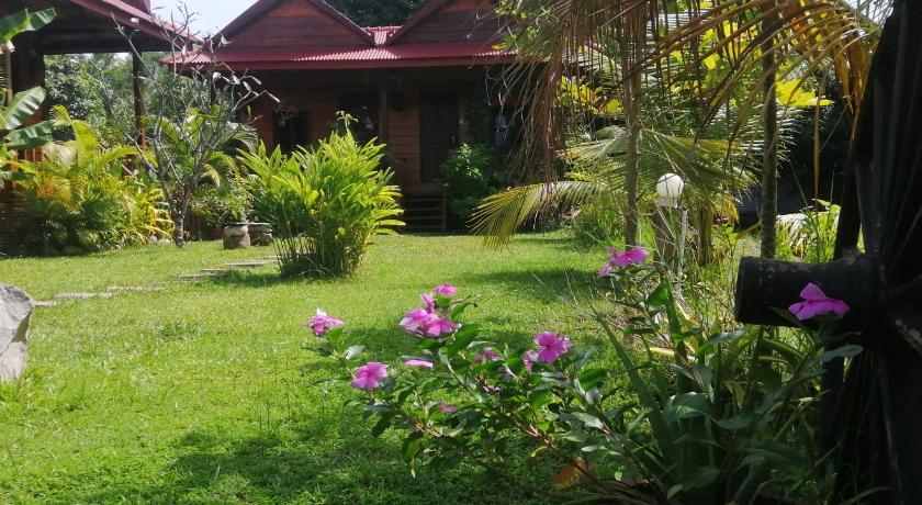 The Hidden Oasis Bungalows