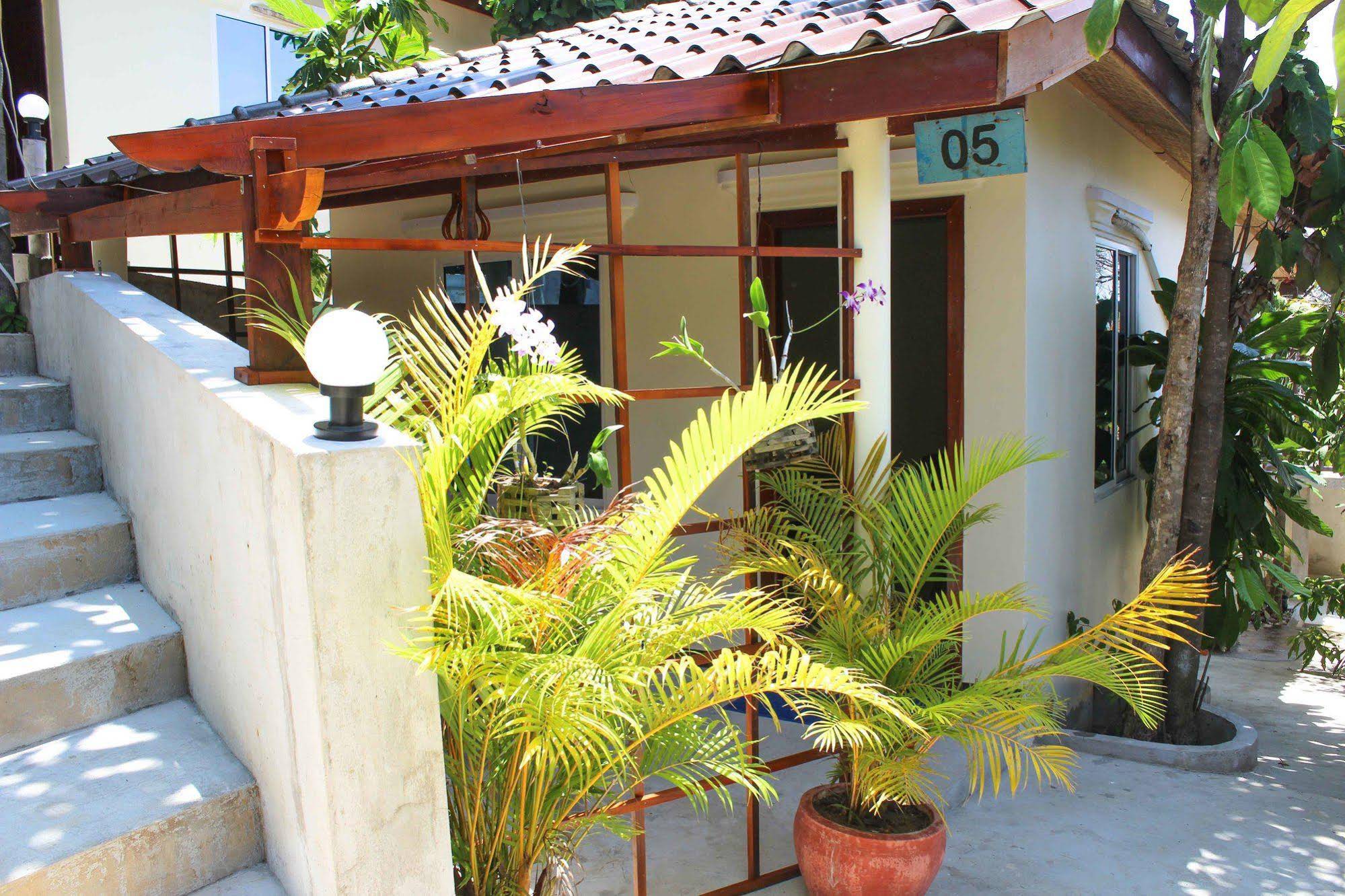 Gauguin Resort