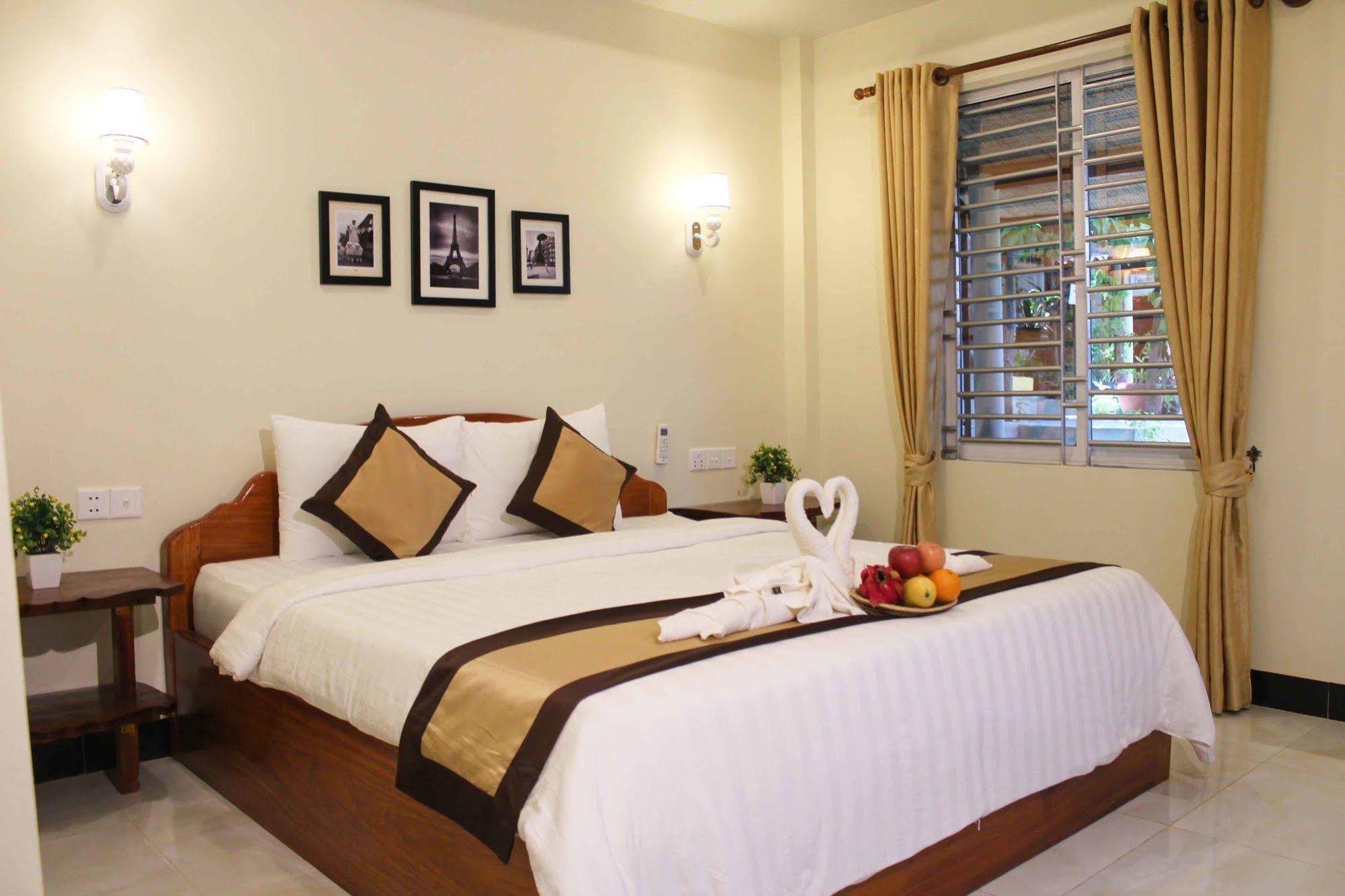 Gauguin Resort