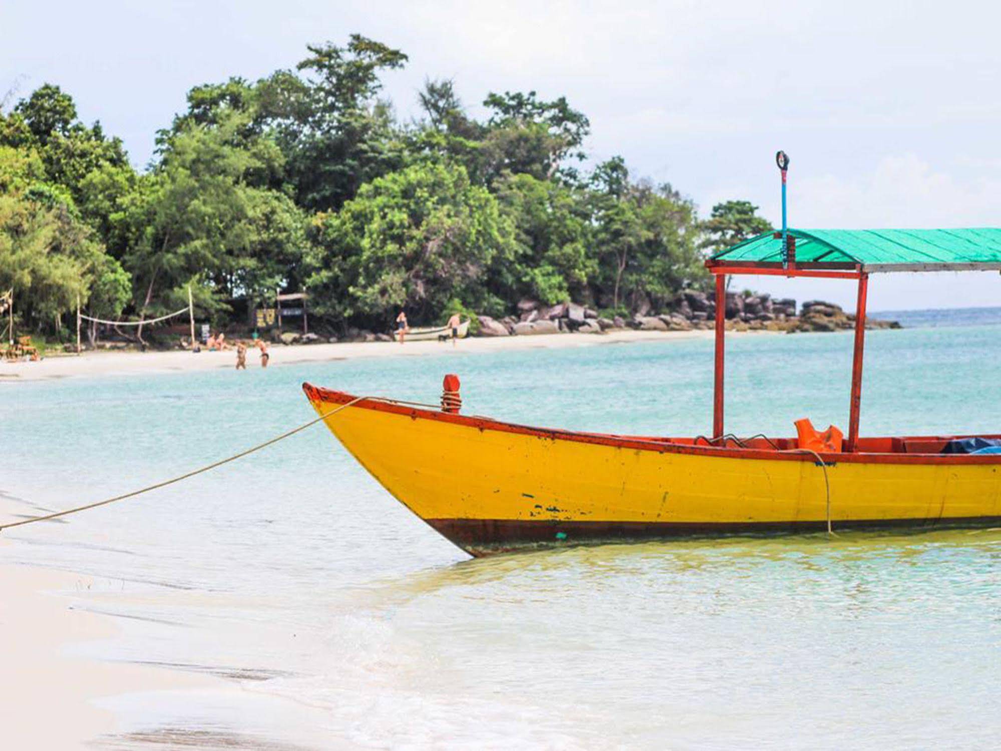 Gauguin Resort