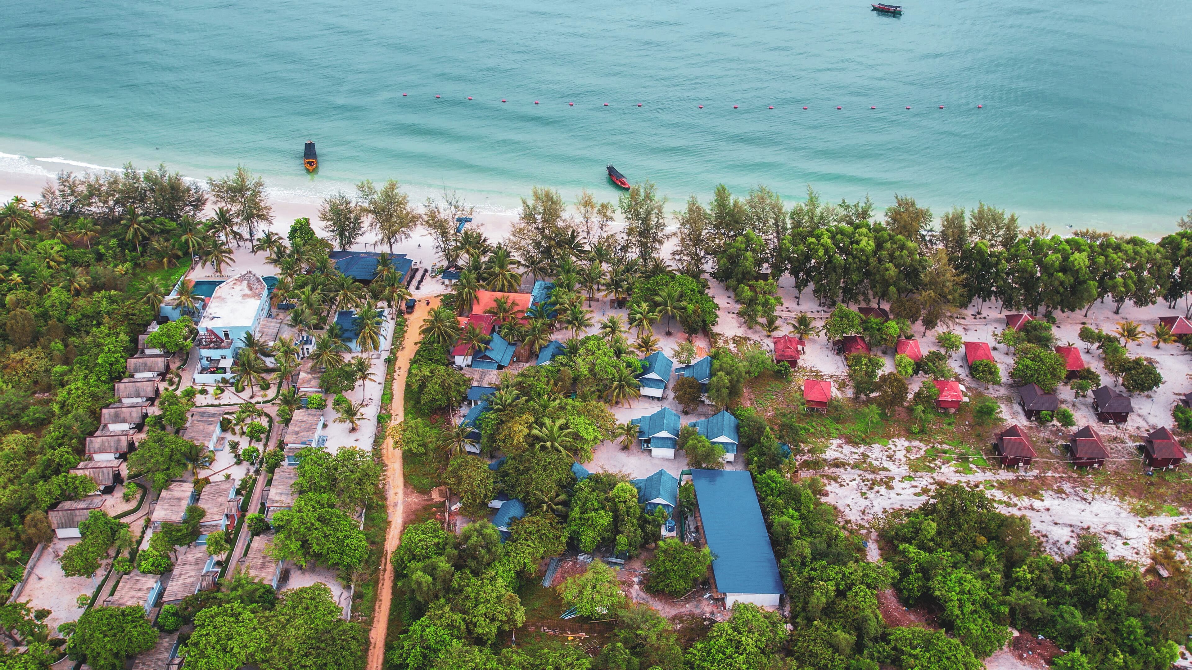 Mad Monkey Koh Rong Samloem