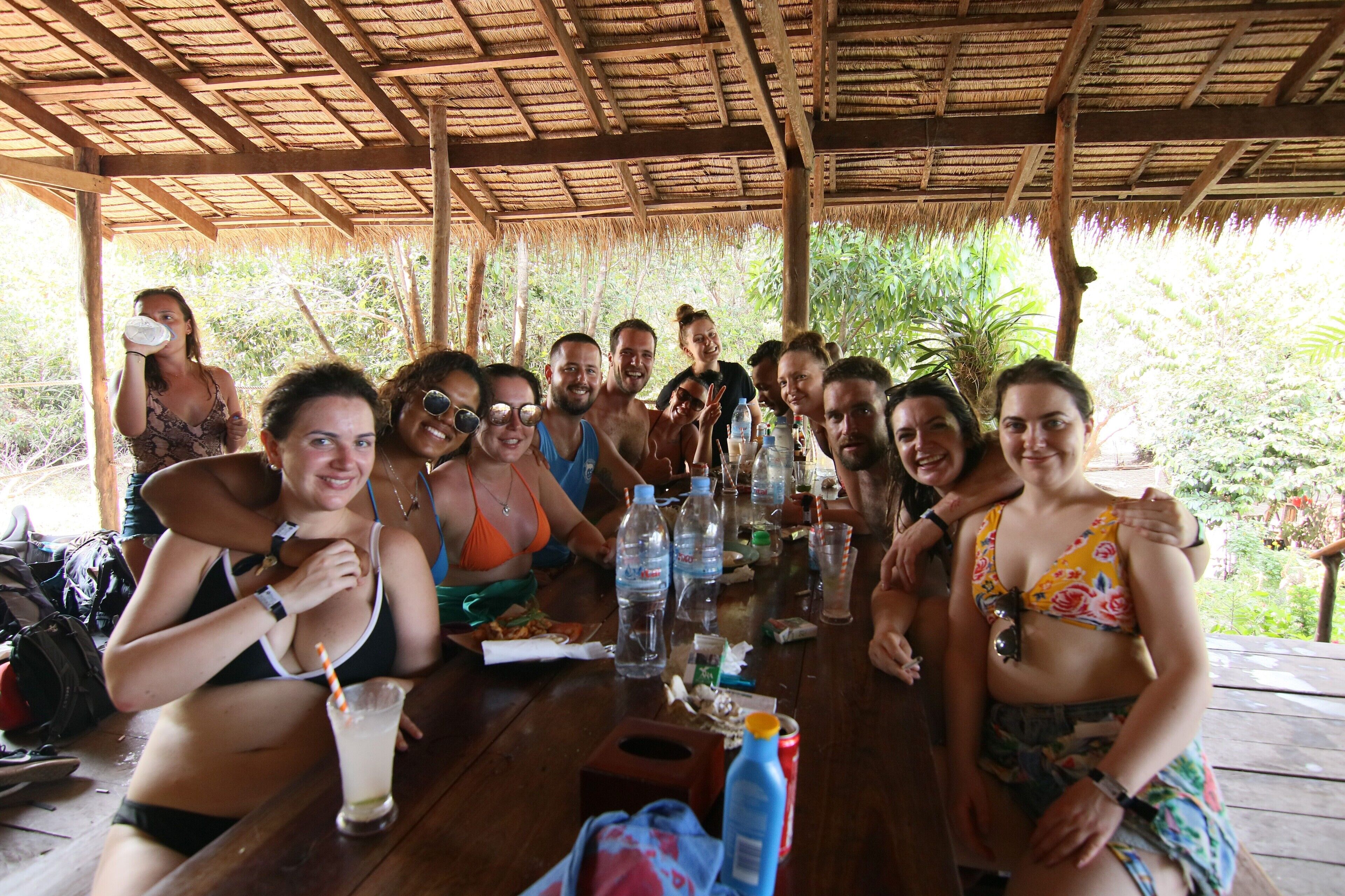 Mad Monkey Koh Rong Samloem
