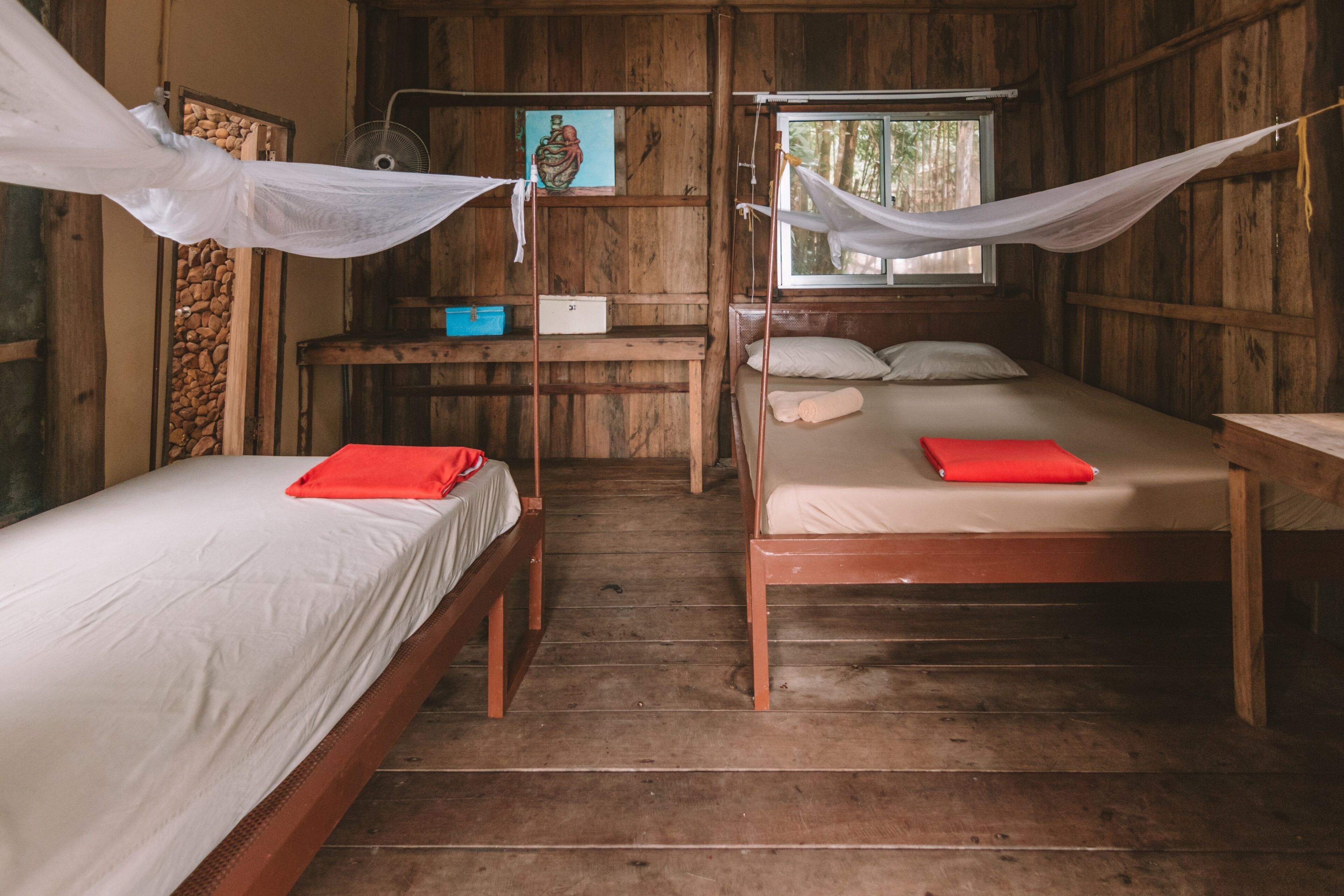 Mad Monkey Koh Rong Samloem