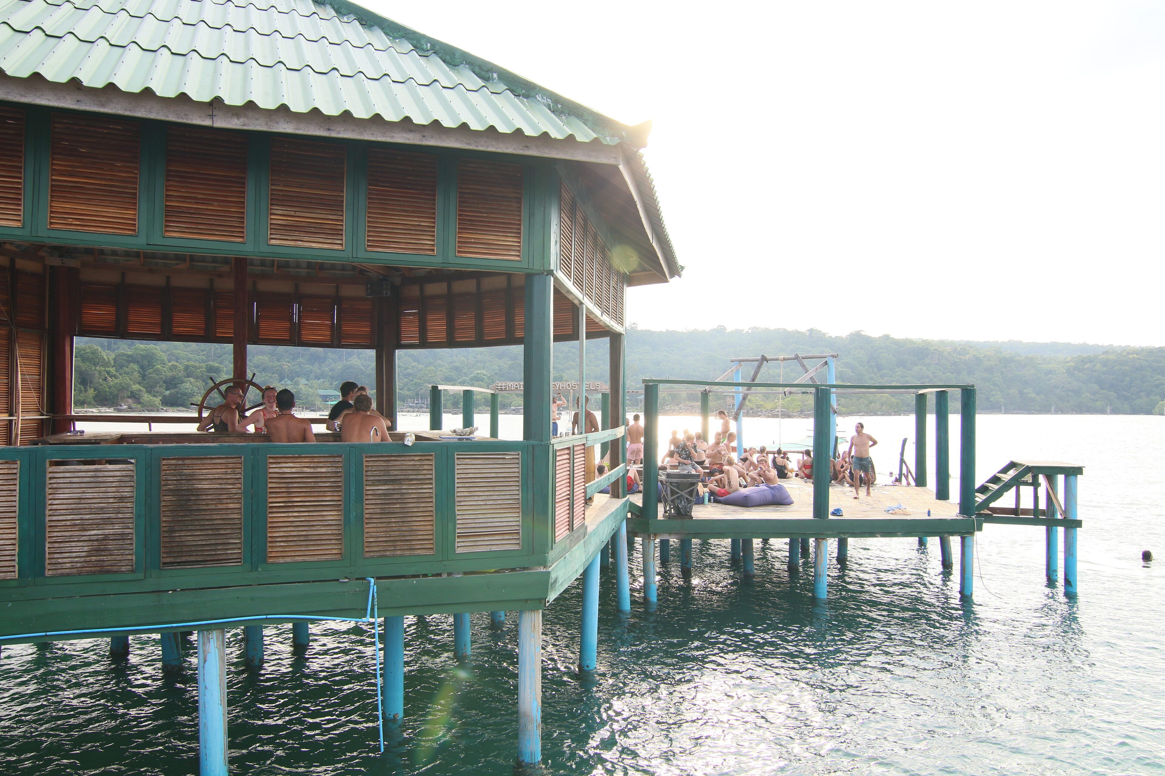 Mad Monkey Koh Rong Samloem