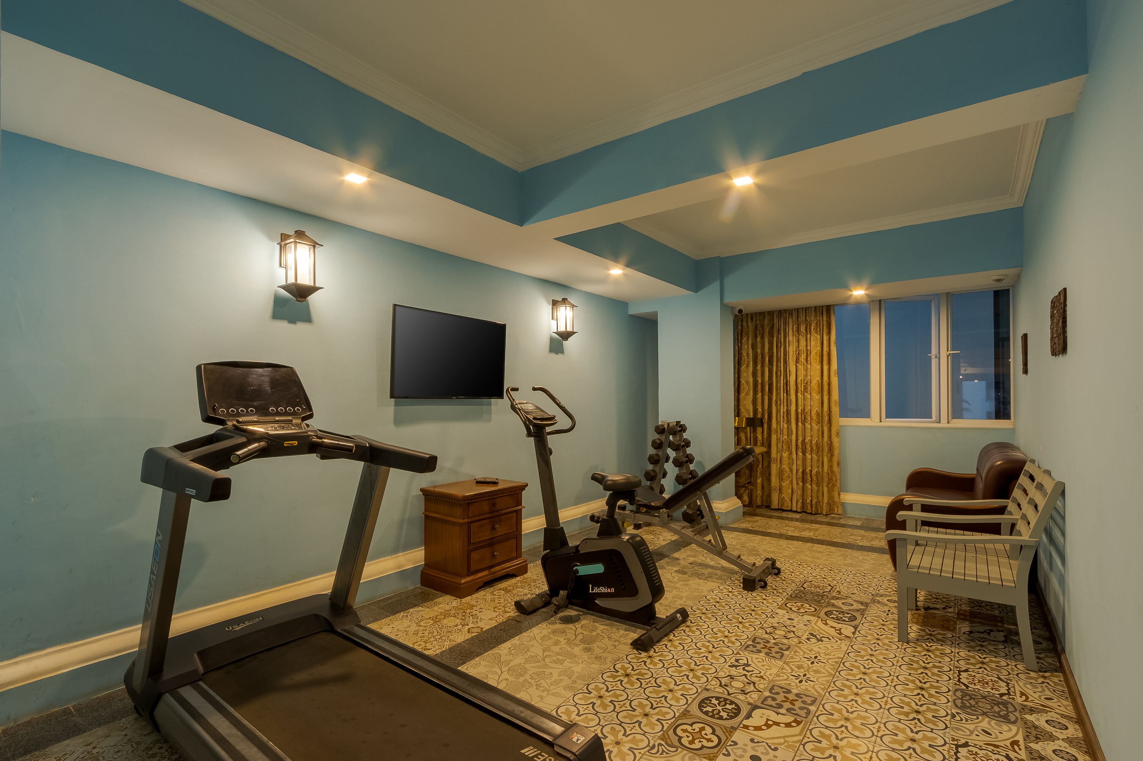 Arison Hotel