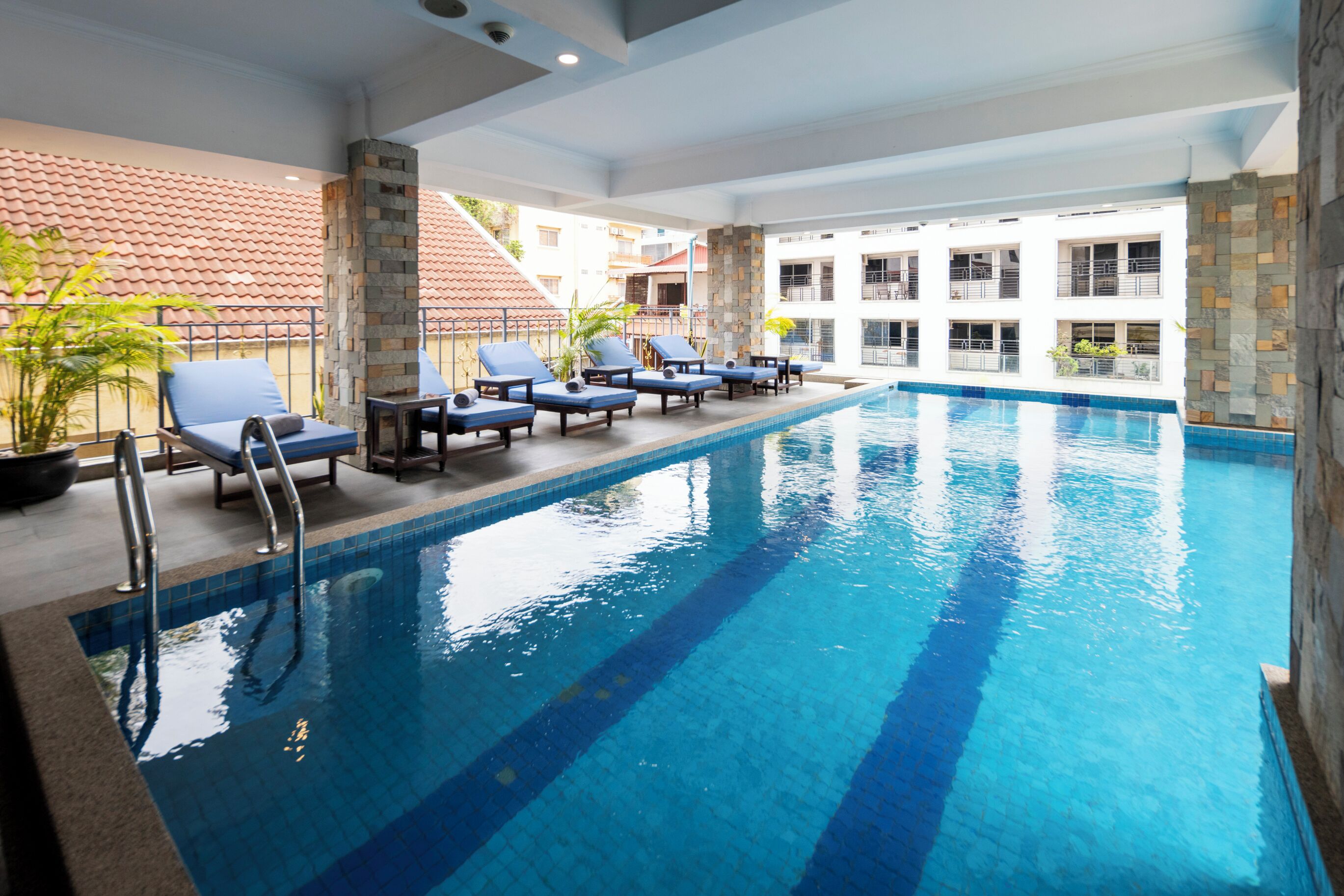 Arison Hotel