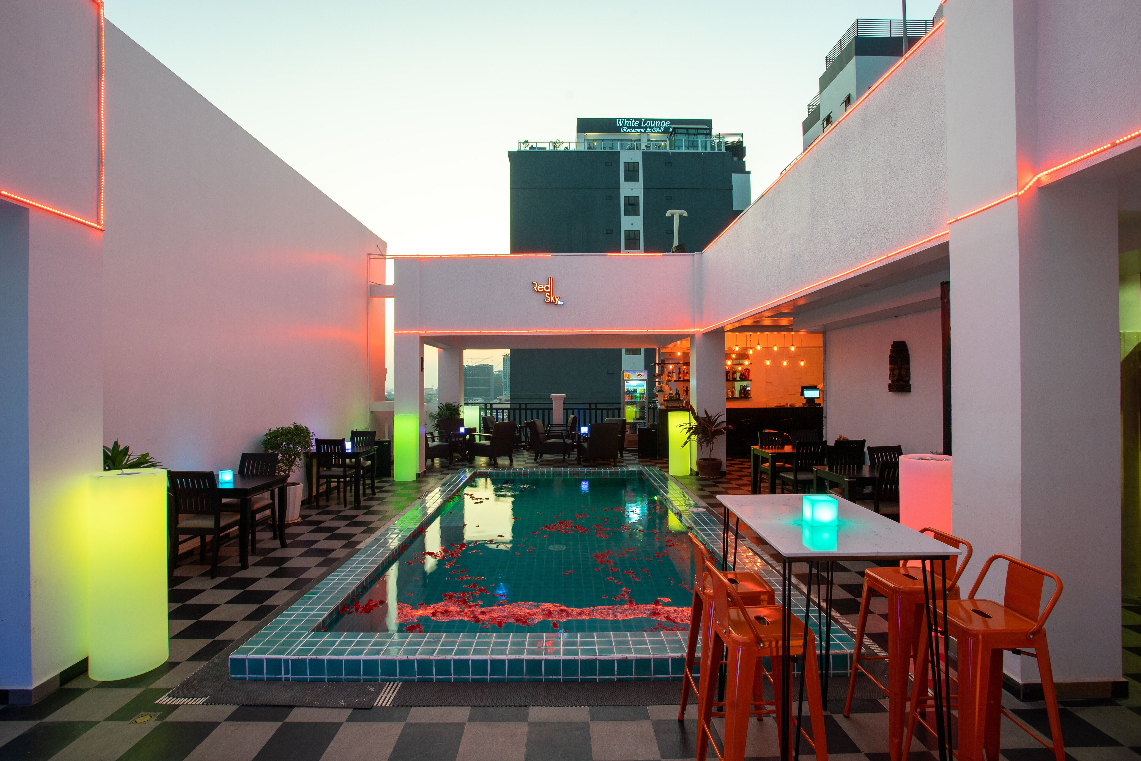 China Wind Holiday Hotel