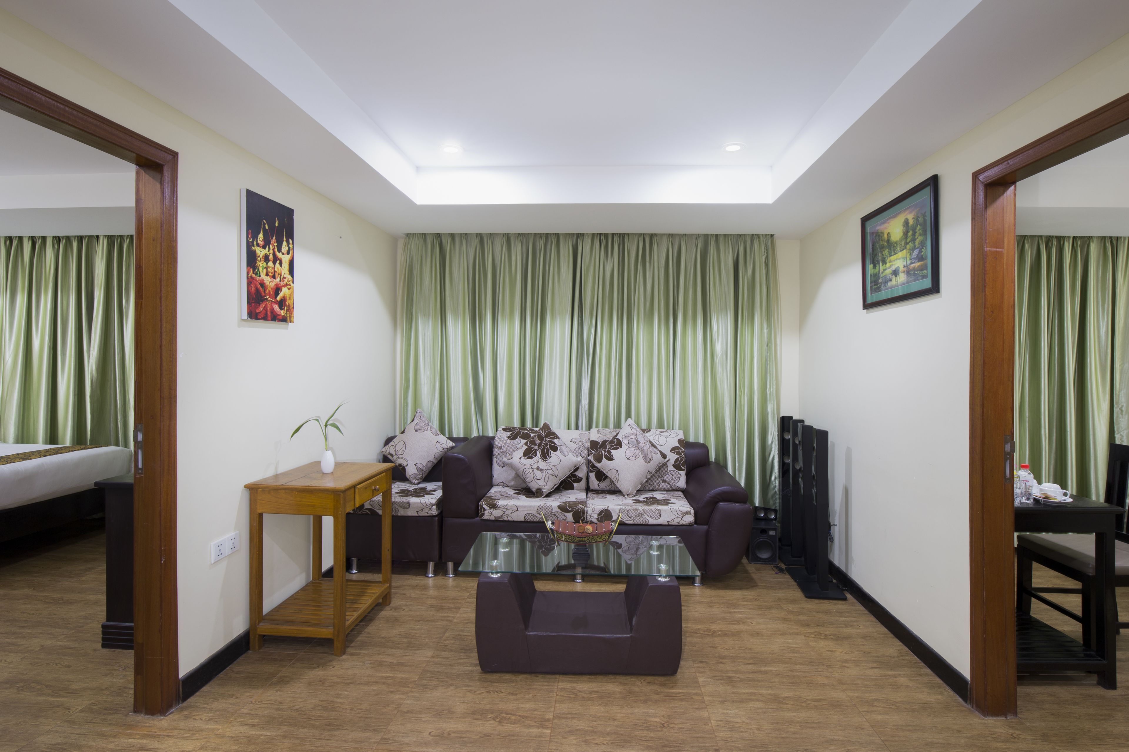 China Wind Holiday Hotel