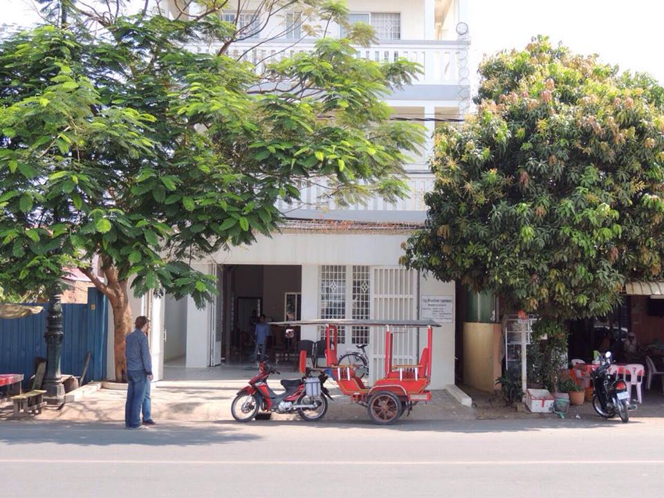 City Riverfront Hotel & Mart