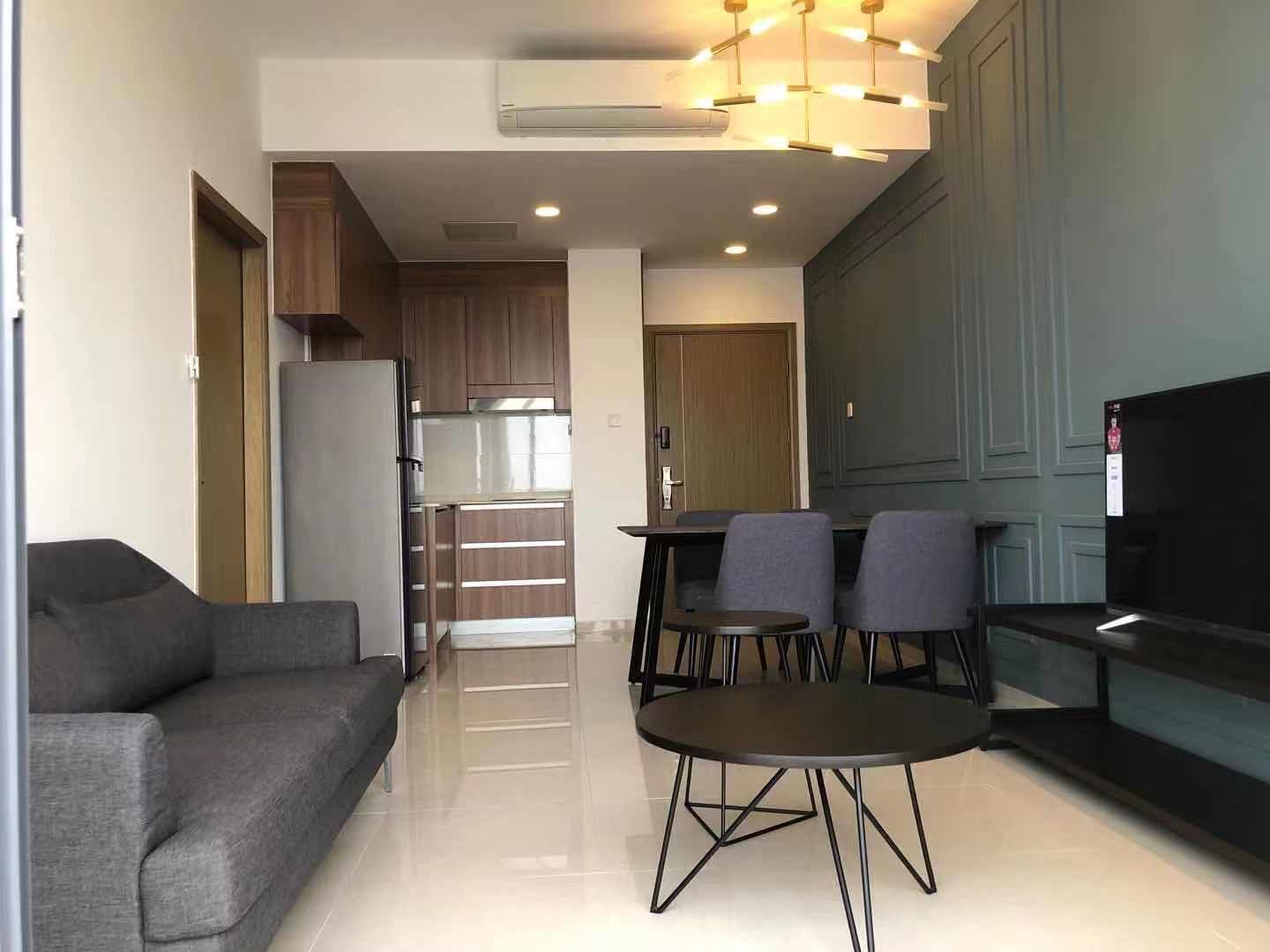 D Suites