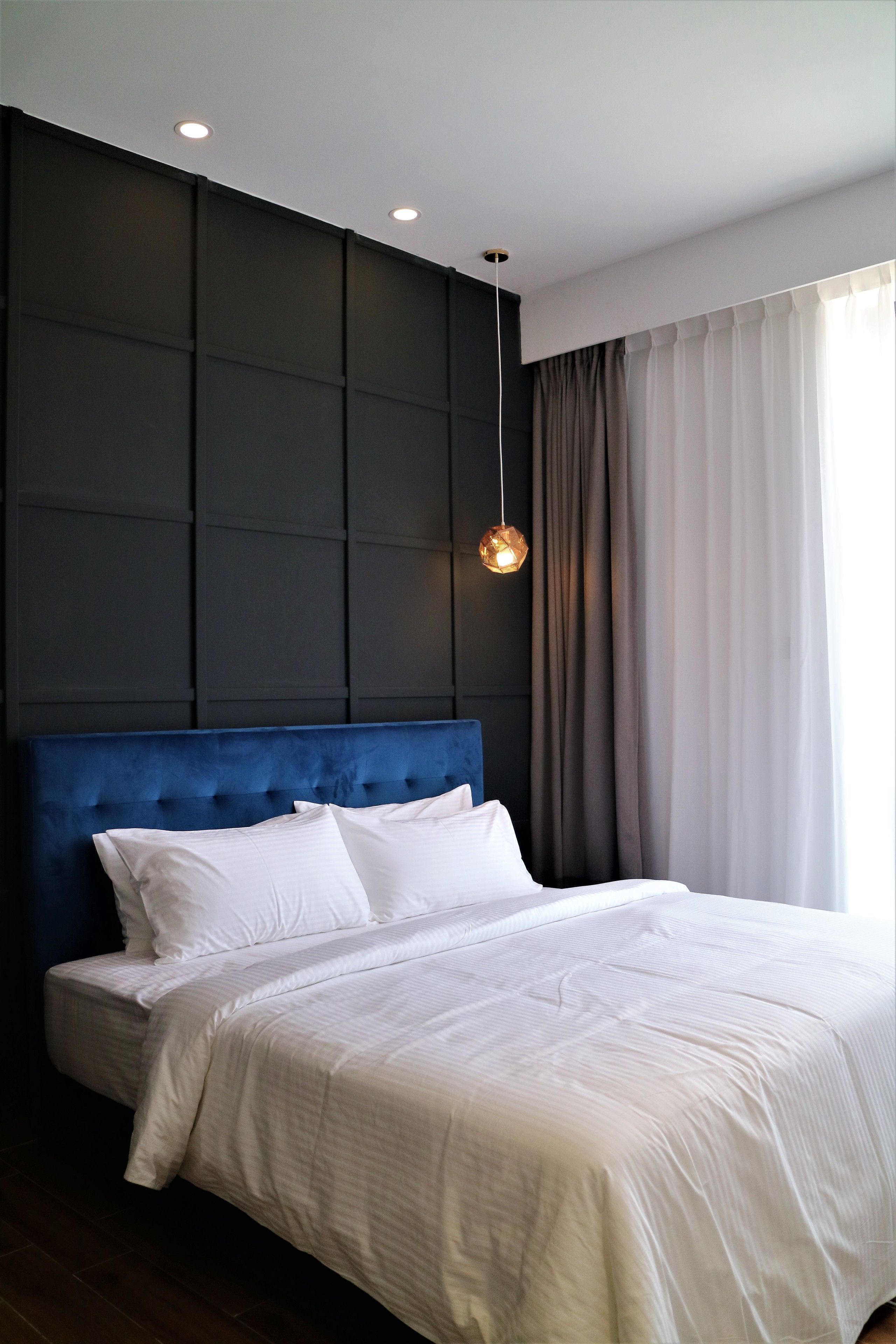 D Suites