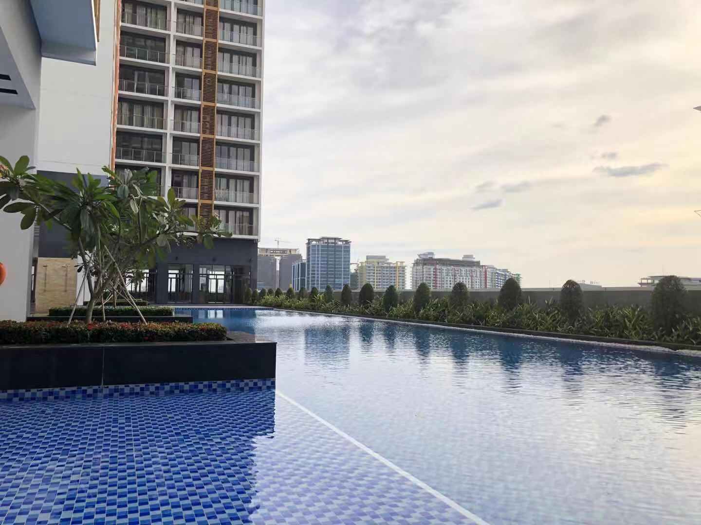 D Suites