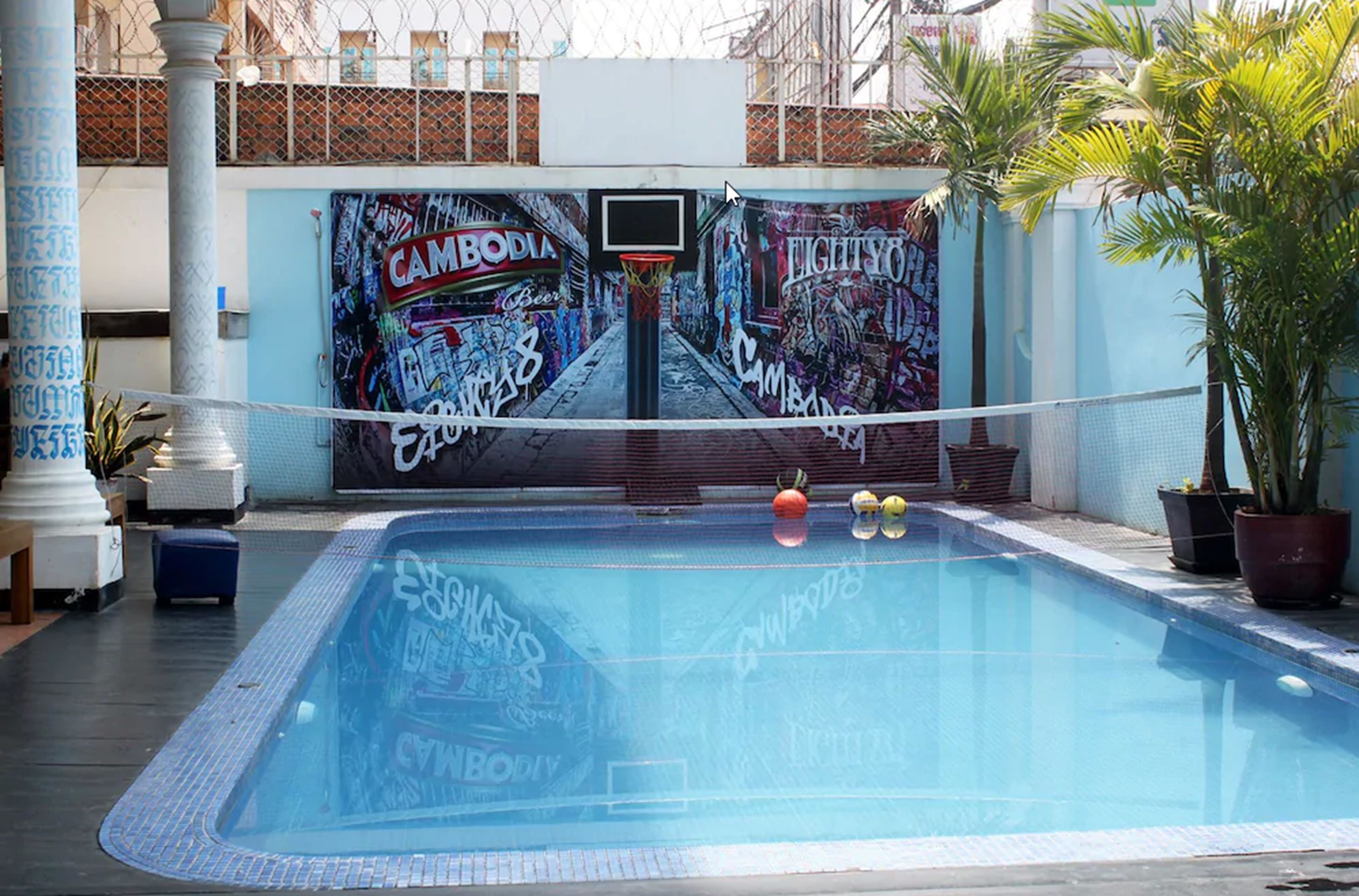 Eighty8 Backpackers Hostel