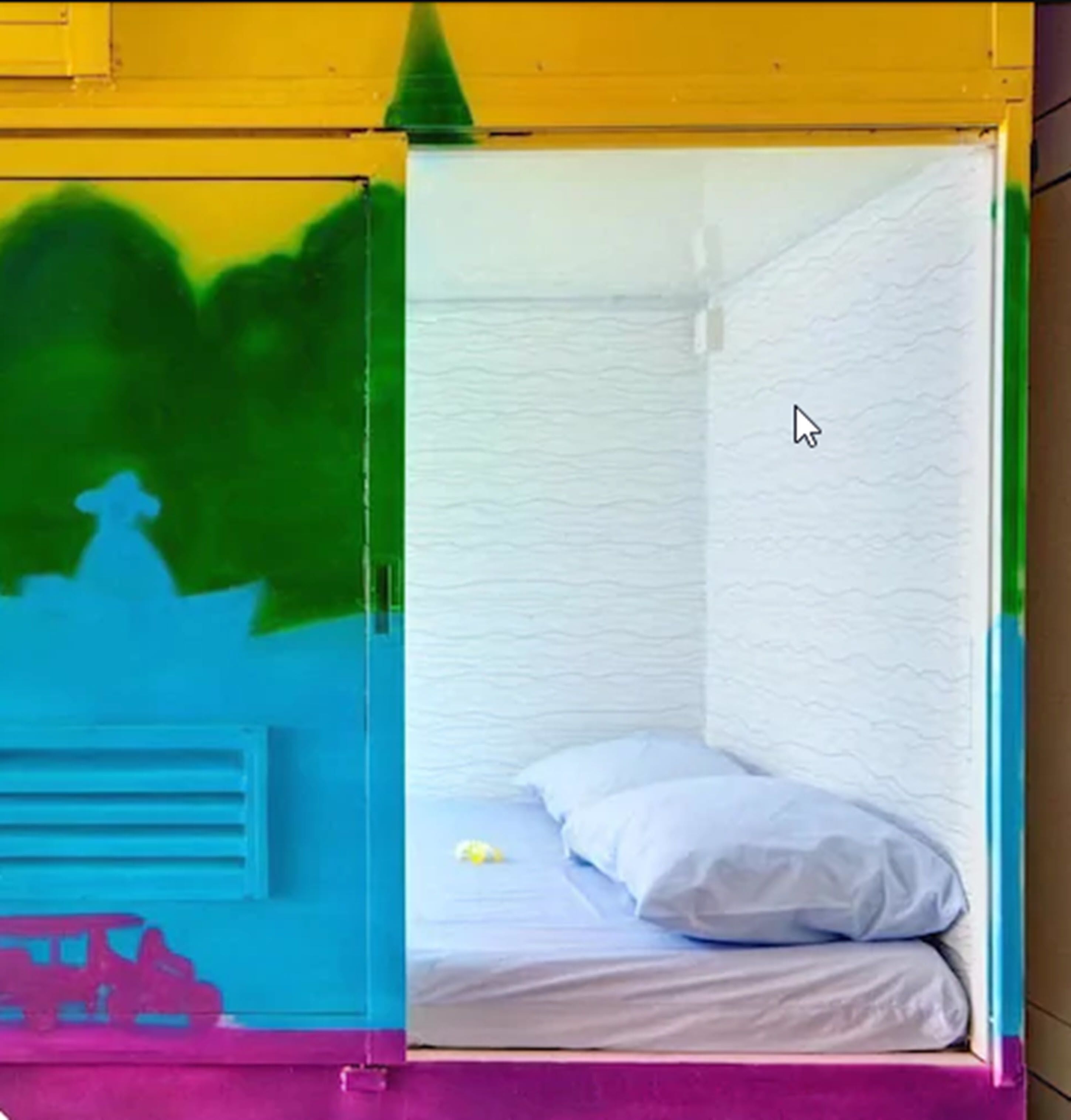 Eighty8 Backpackers Hostel