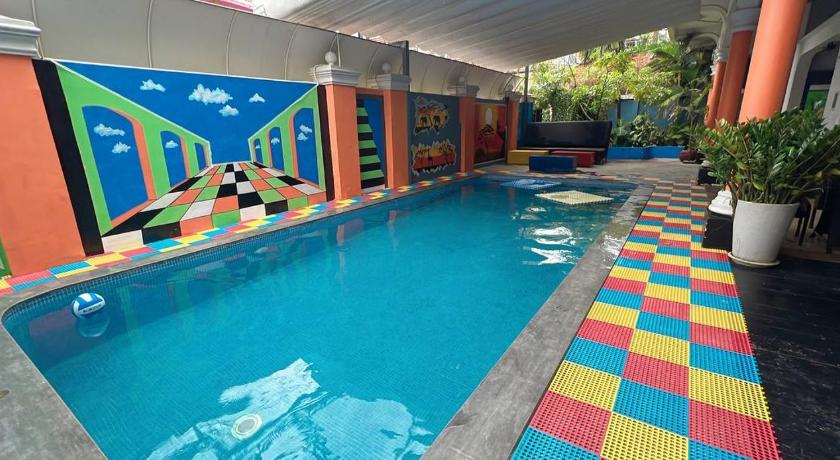 Eighty8 Backpackers Hostel