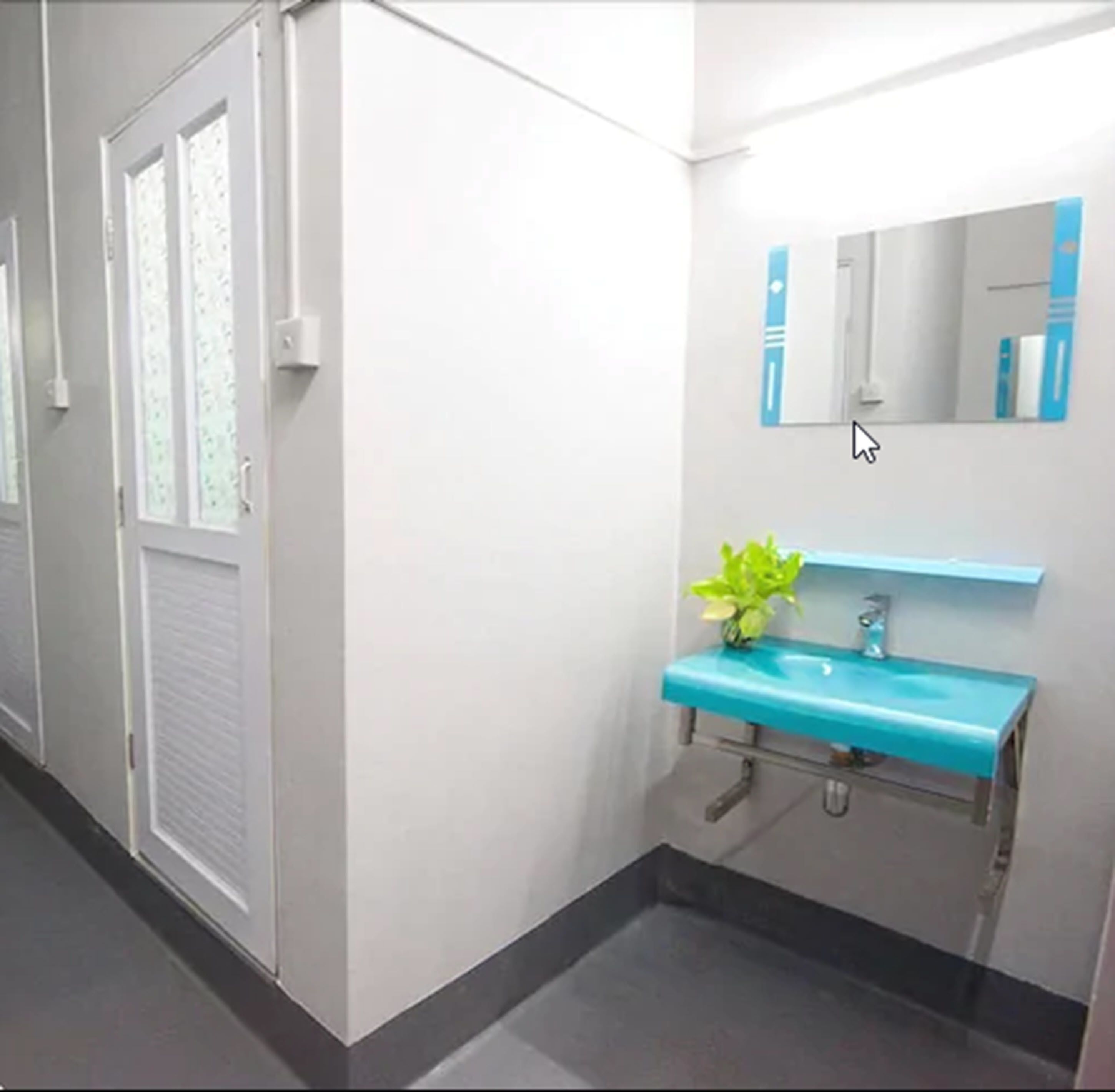 Eighty8 Backpackers Hostel