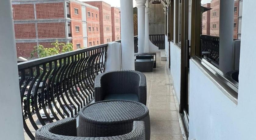 Eighty8 Backpackers Hostel