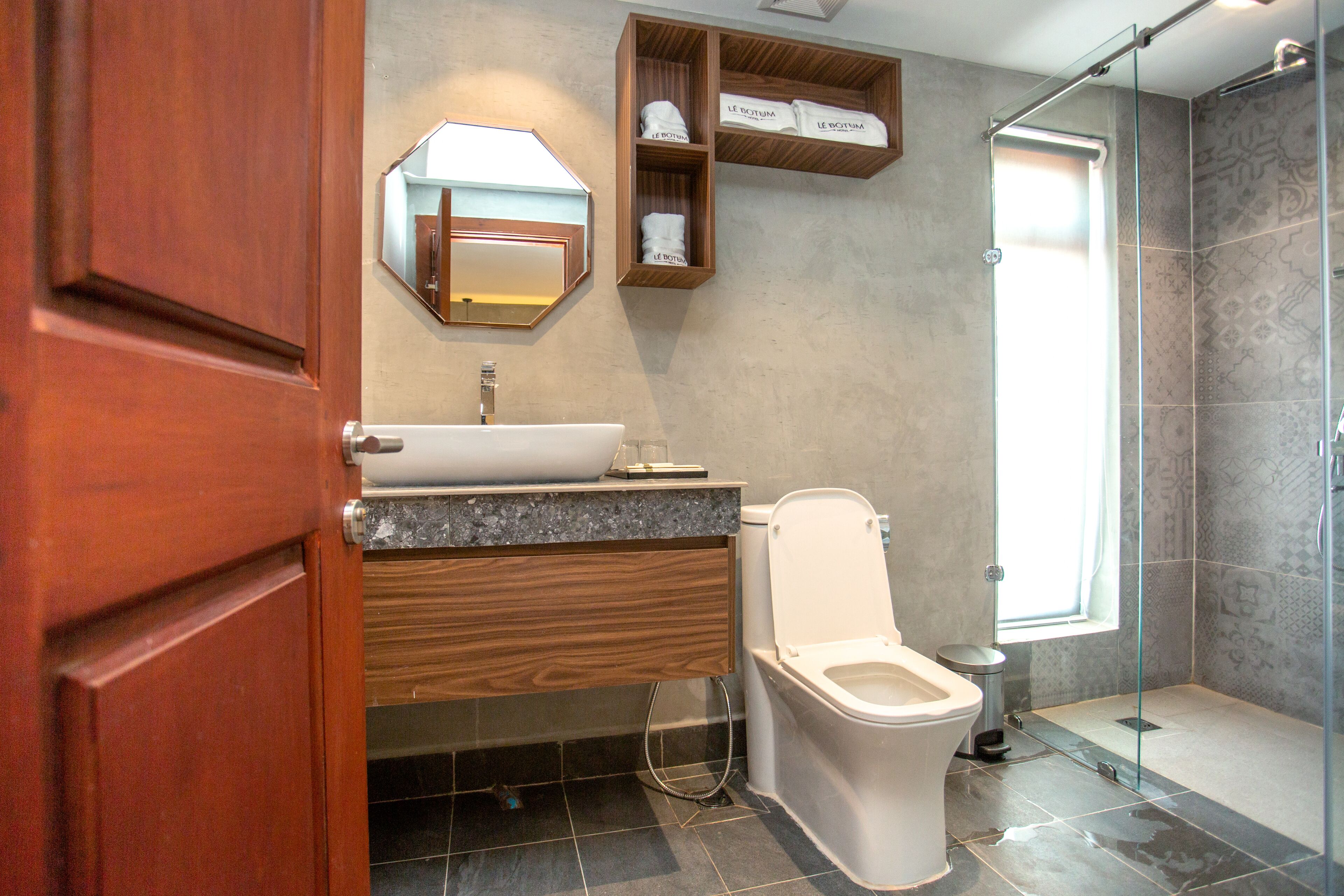 Le Botum Hotel
