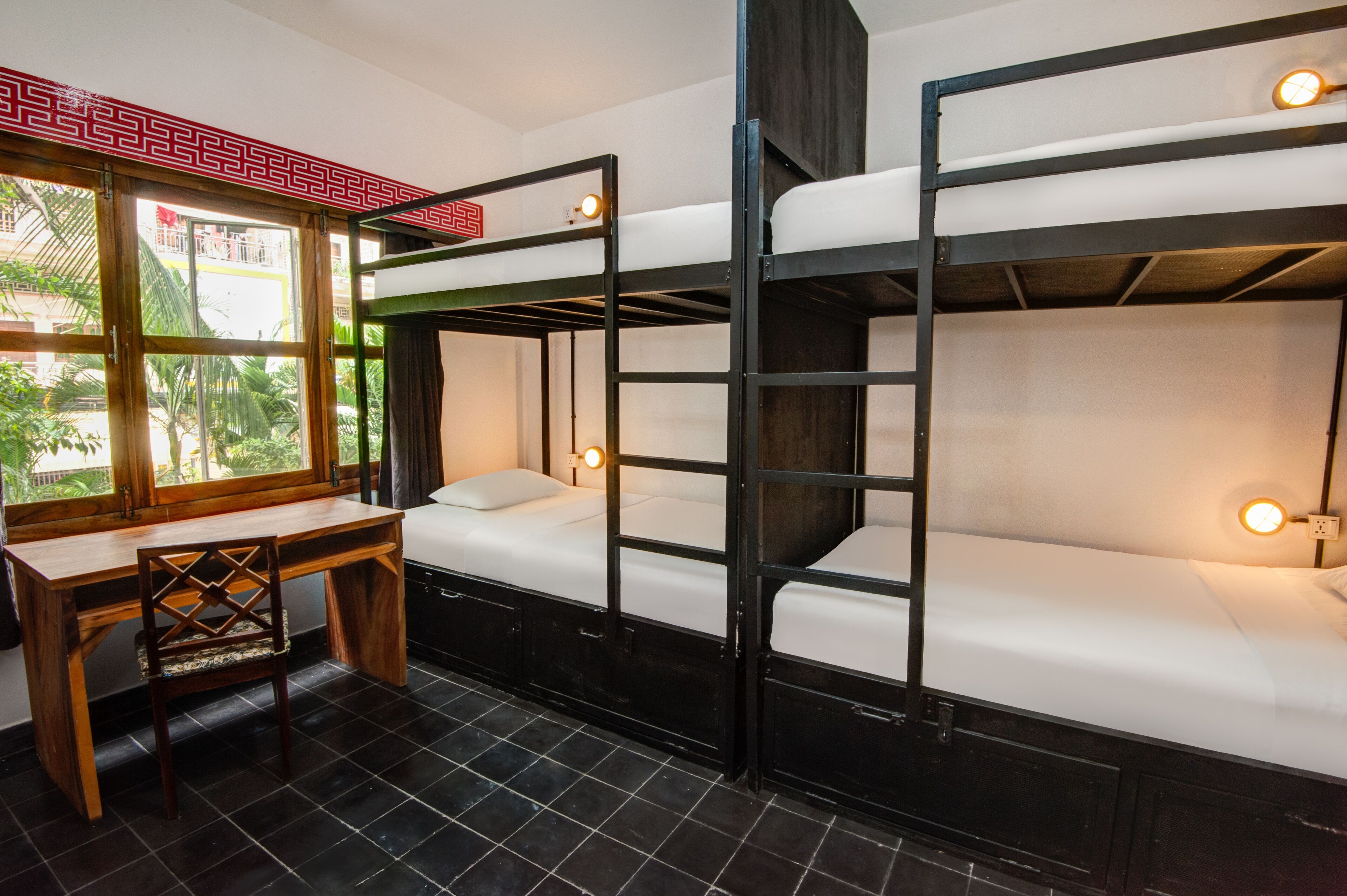 Mad Monkey Hostel Phnom Penh
