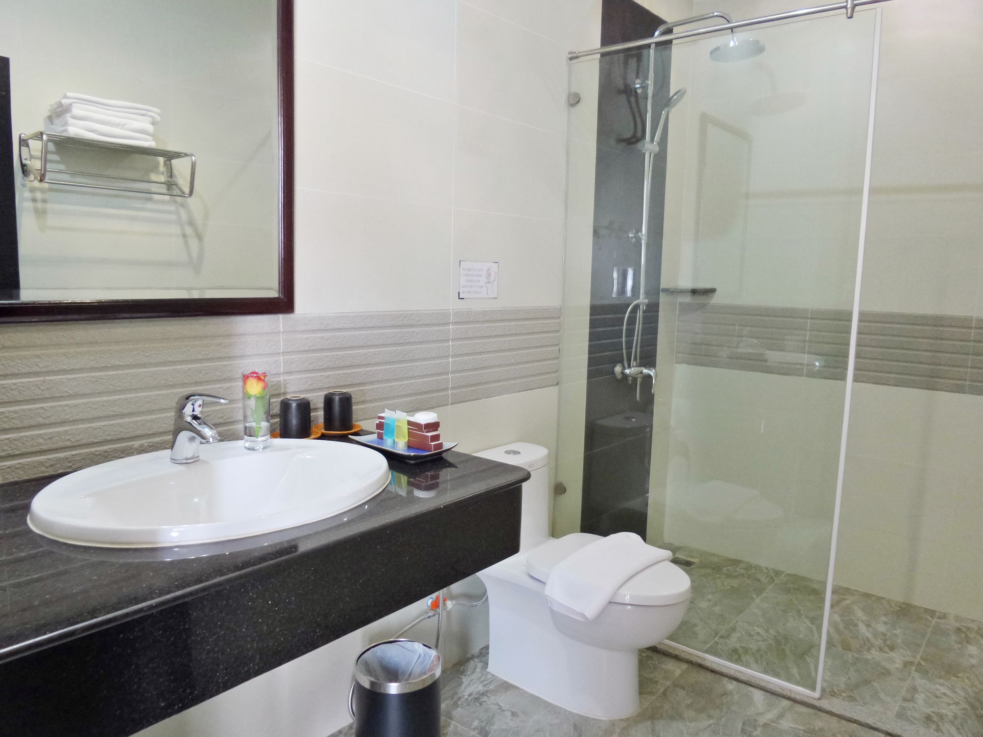 Best May Hotel