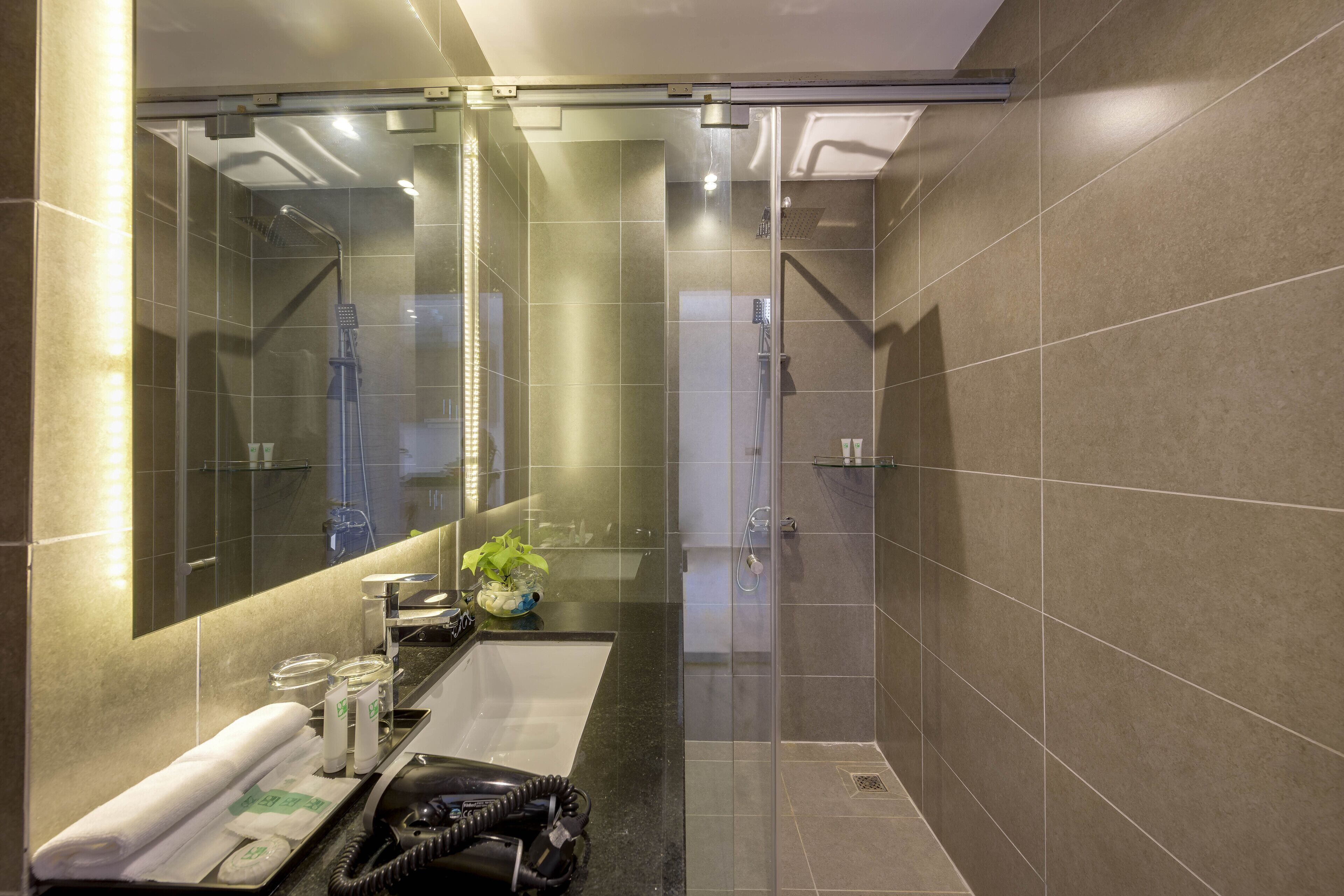 Residence 105 Hotel & Apartments