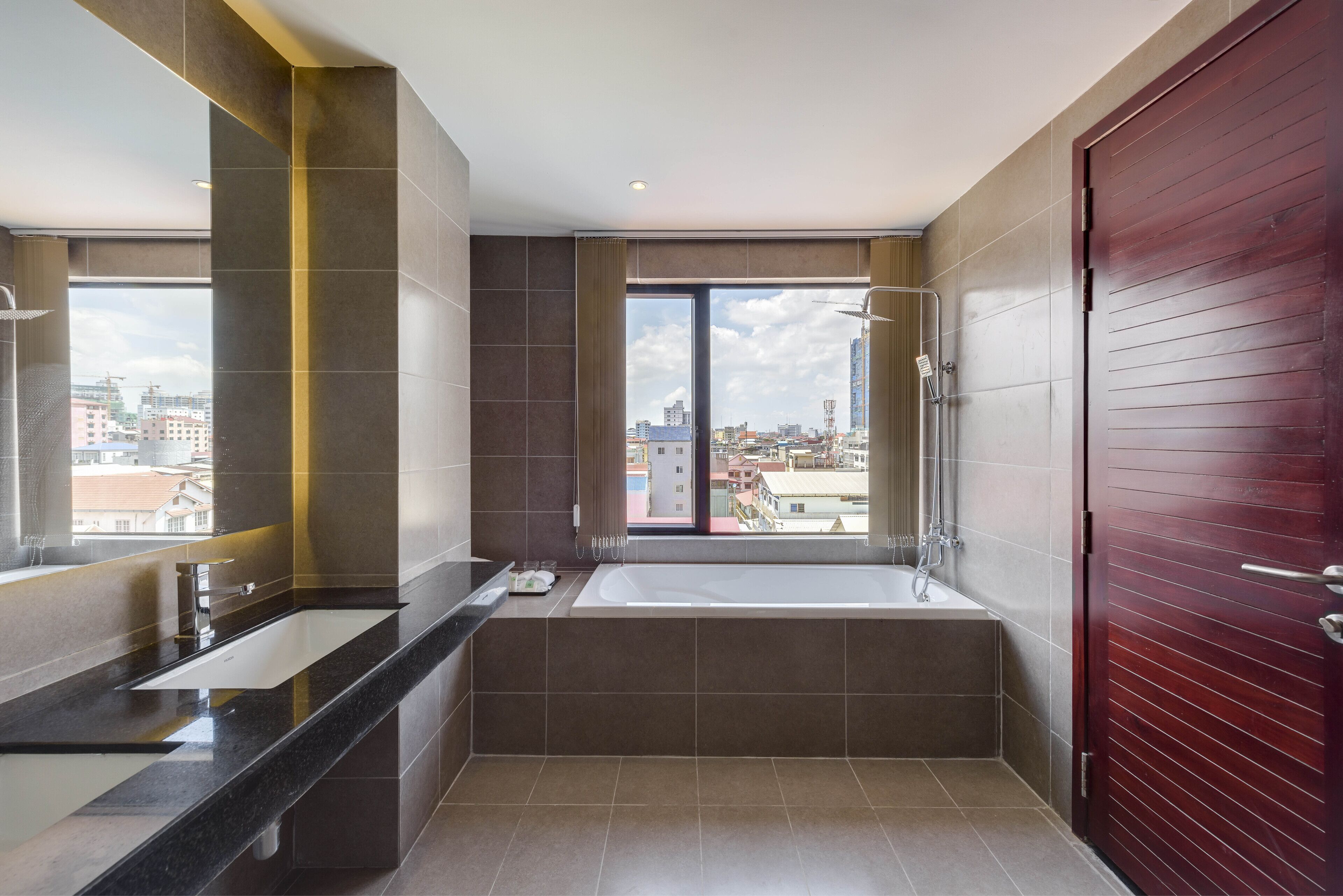 Residence 105 Hotel & Apartments