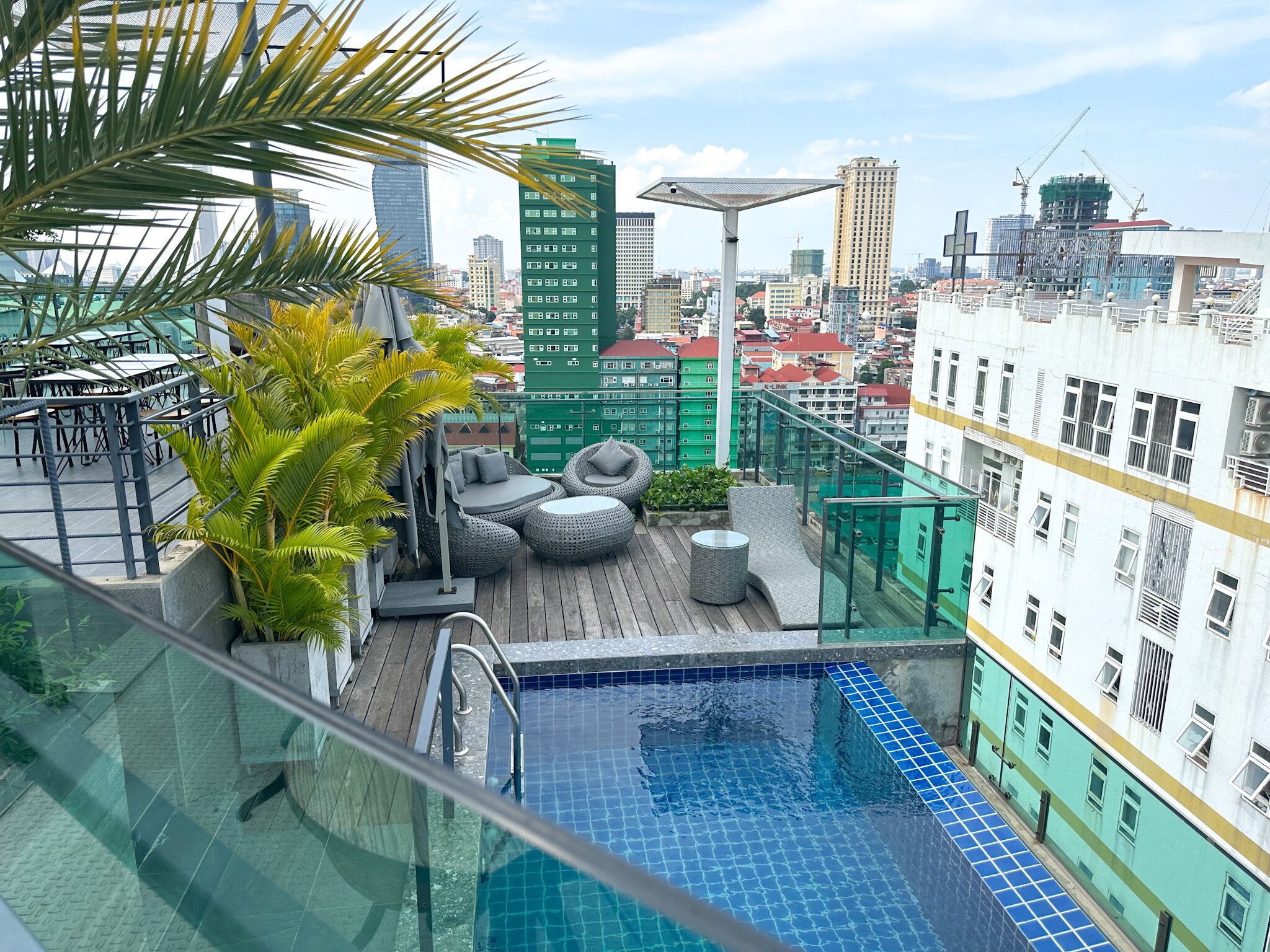 Royal Palace Suites Hotel by Caerus