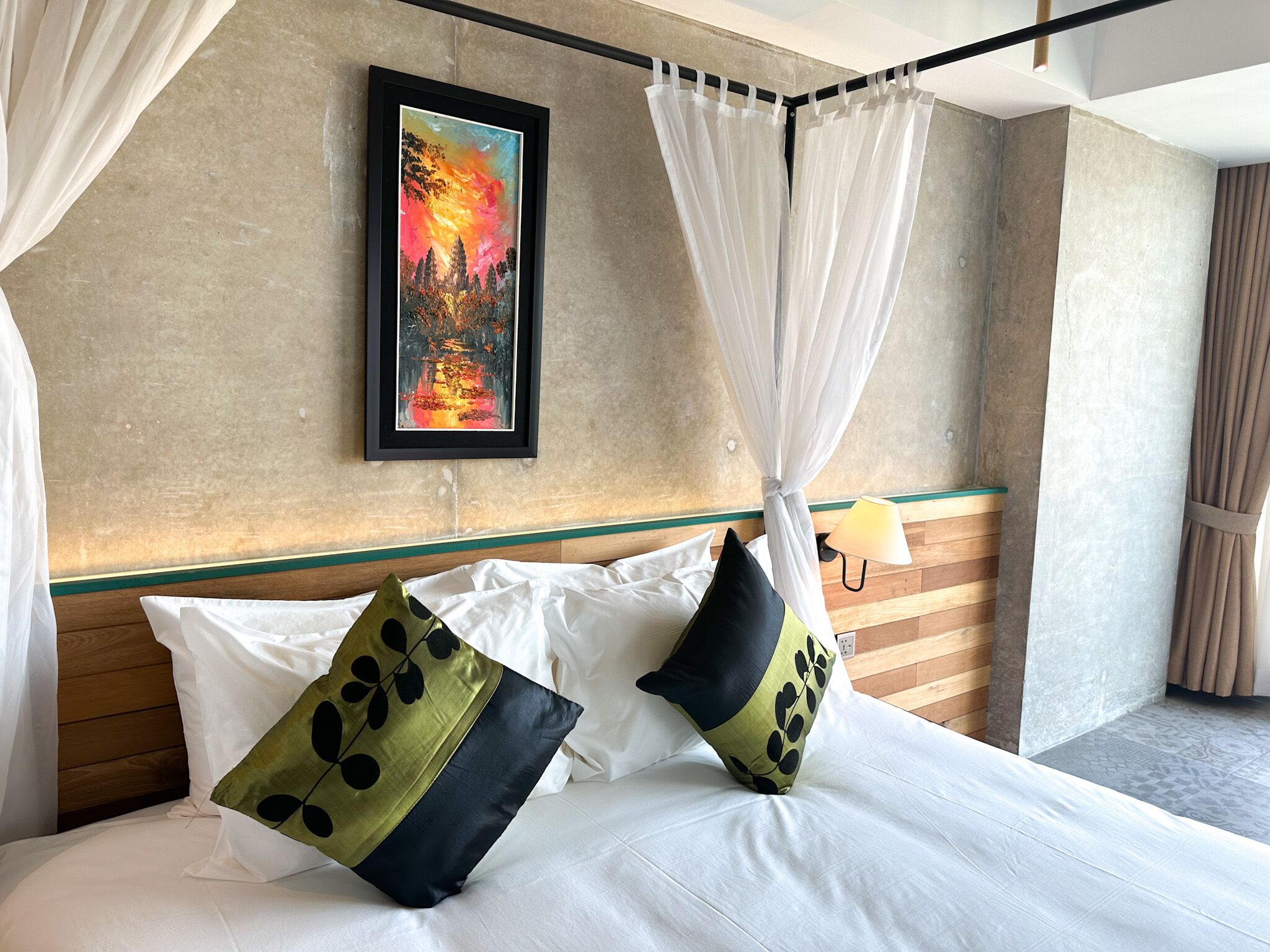Royal Palace Suites Hotel by Caerus