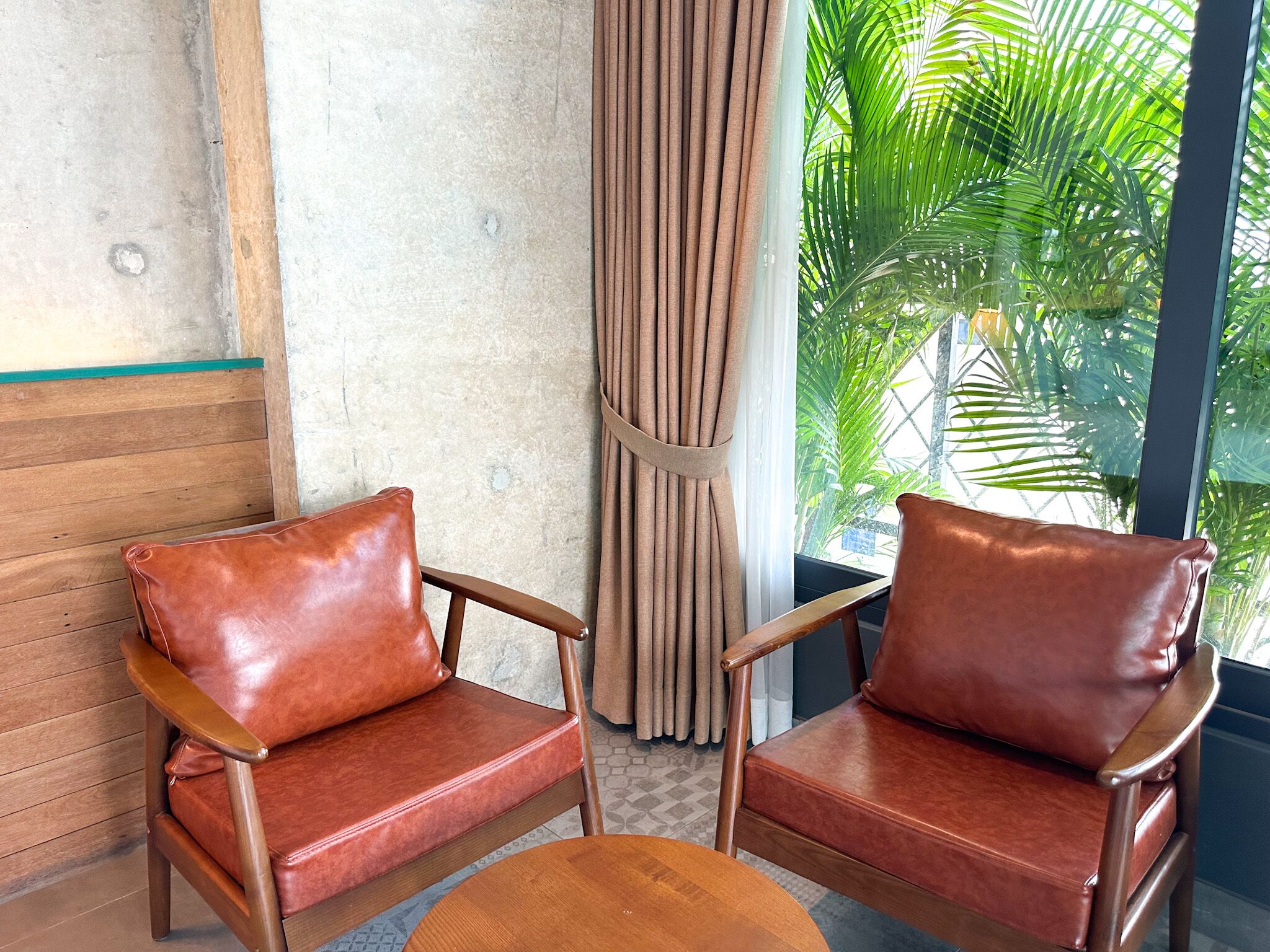 Royal Palace Suites Hotel by Caerus