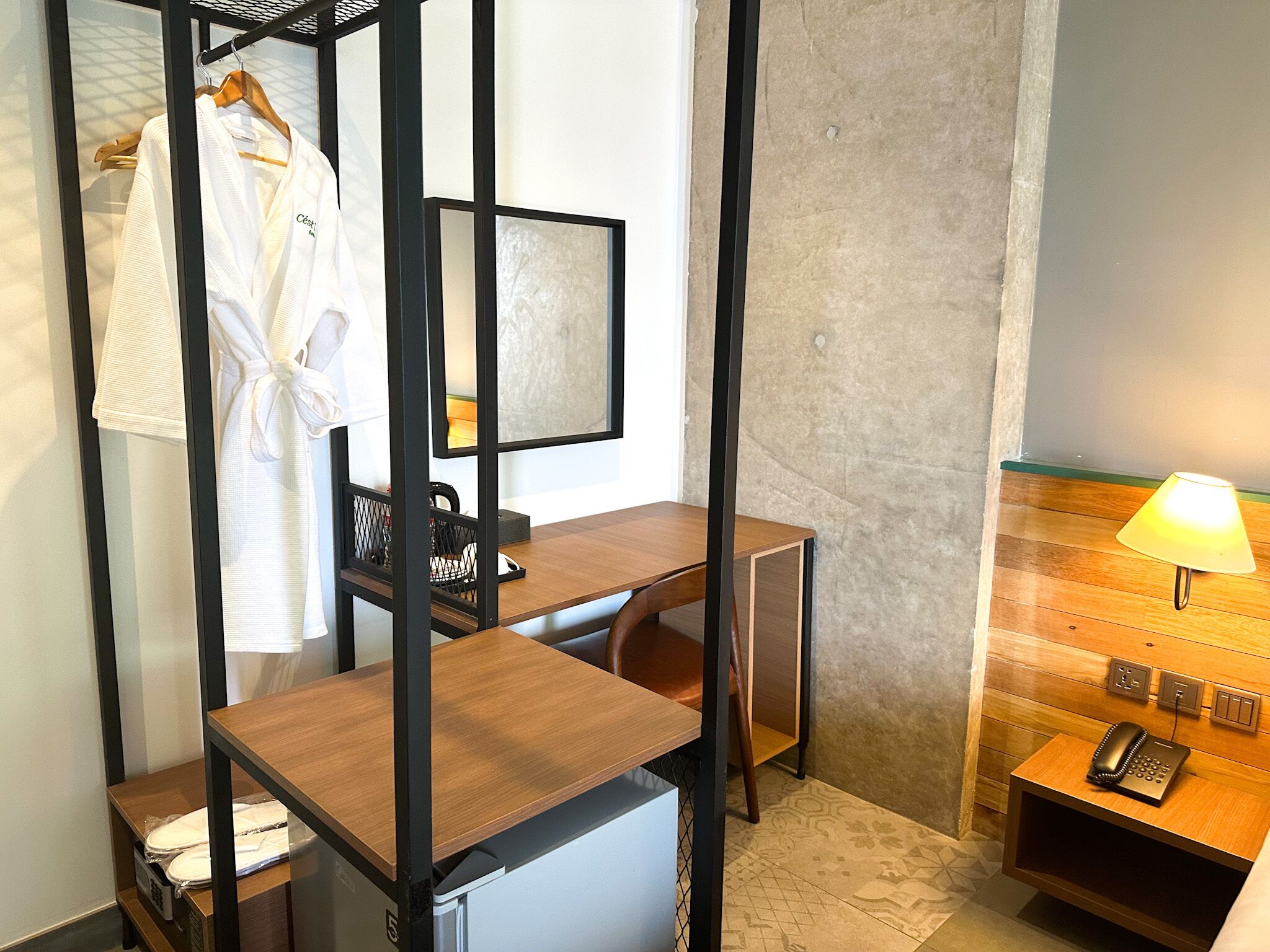 Royal Palace Suites Hotel by Caerus