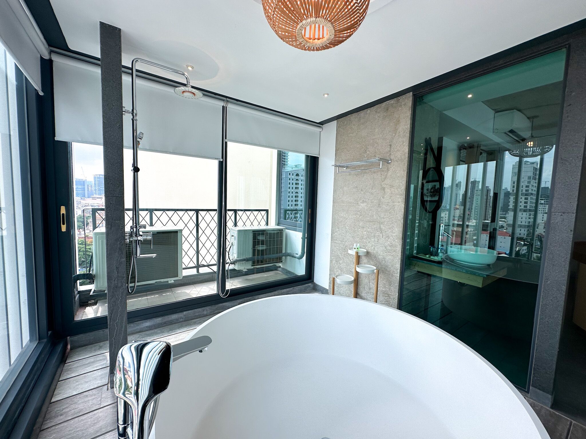 Royal Palace Suites Hotel by Caerus