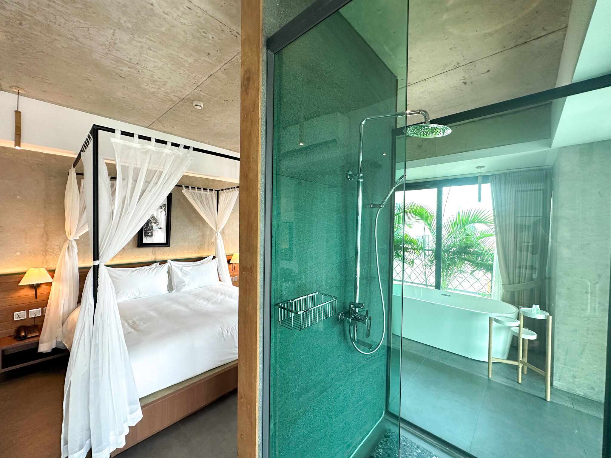 Royal Palace Suites Hotel by Caerus