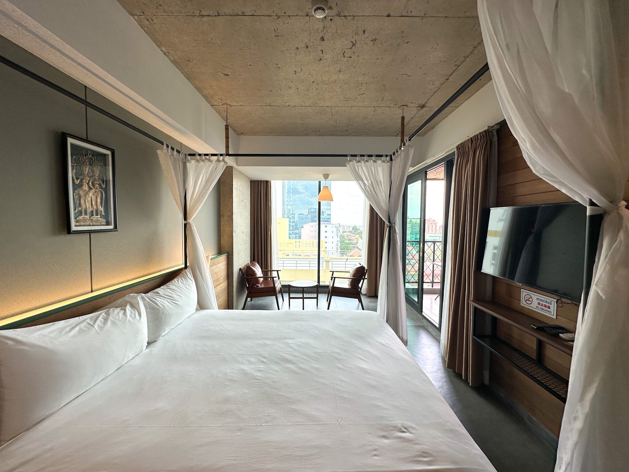 Royal Palace Suites Hotel by Caerus