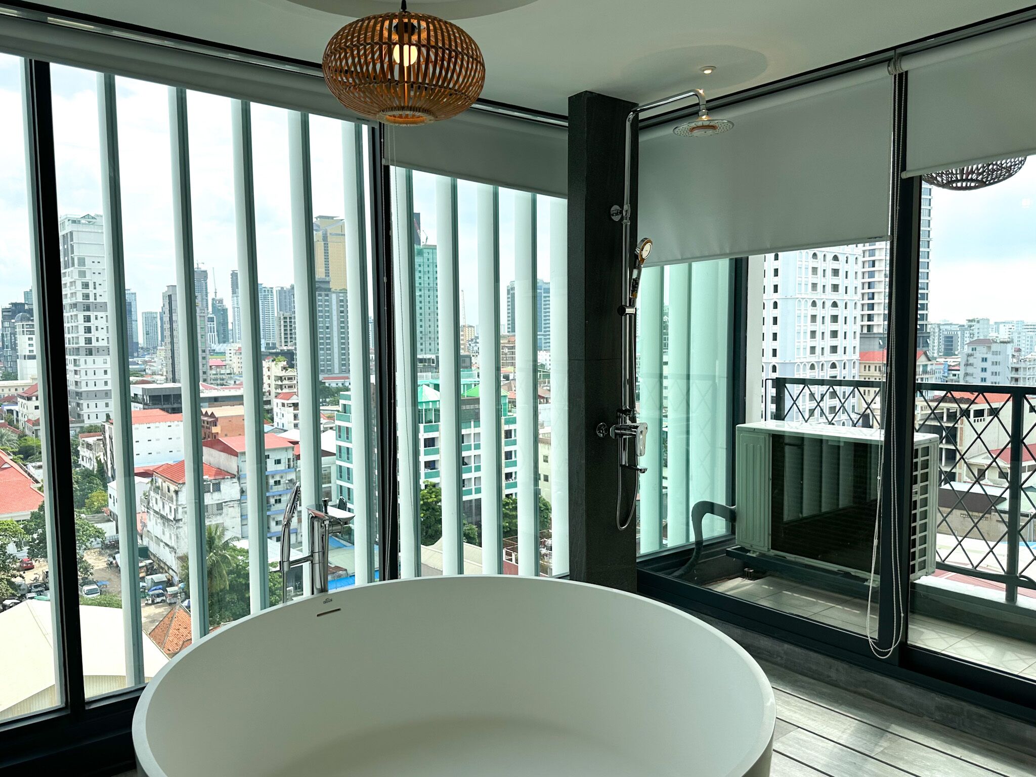 Royal Palace Suites Hotel by Caerus