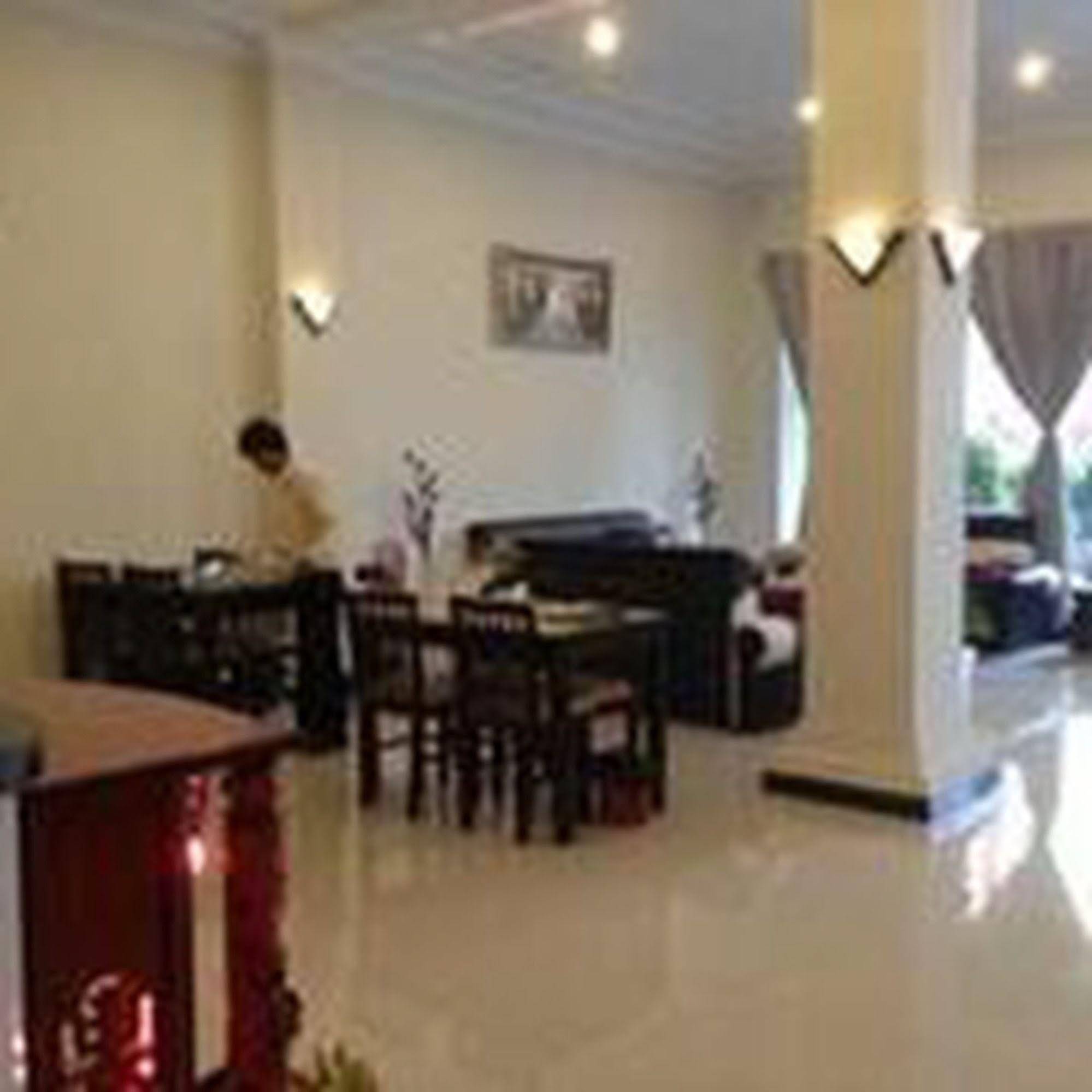 Safari Hotel