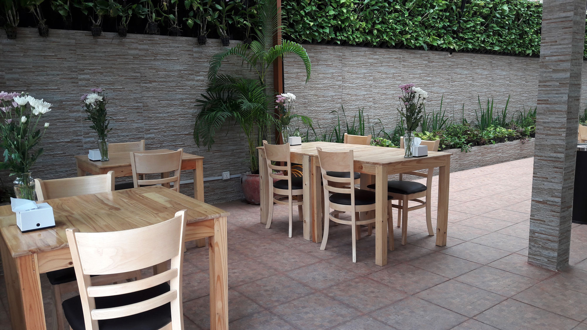 The Flora Boutique Hotel