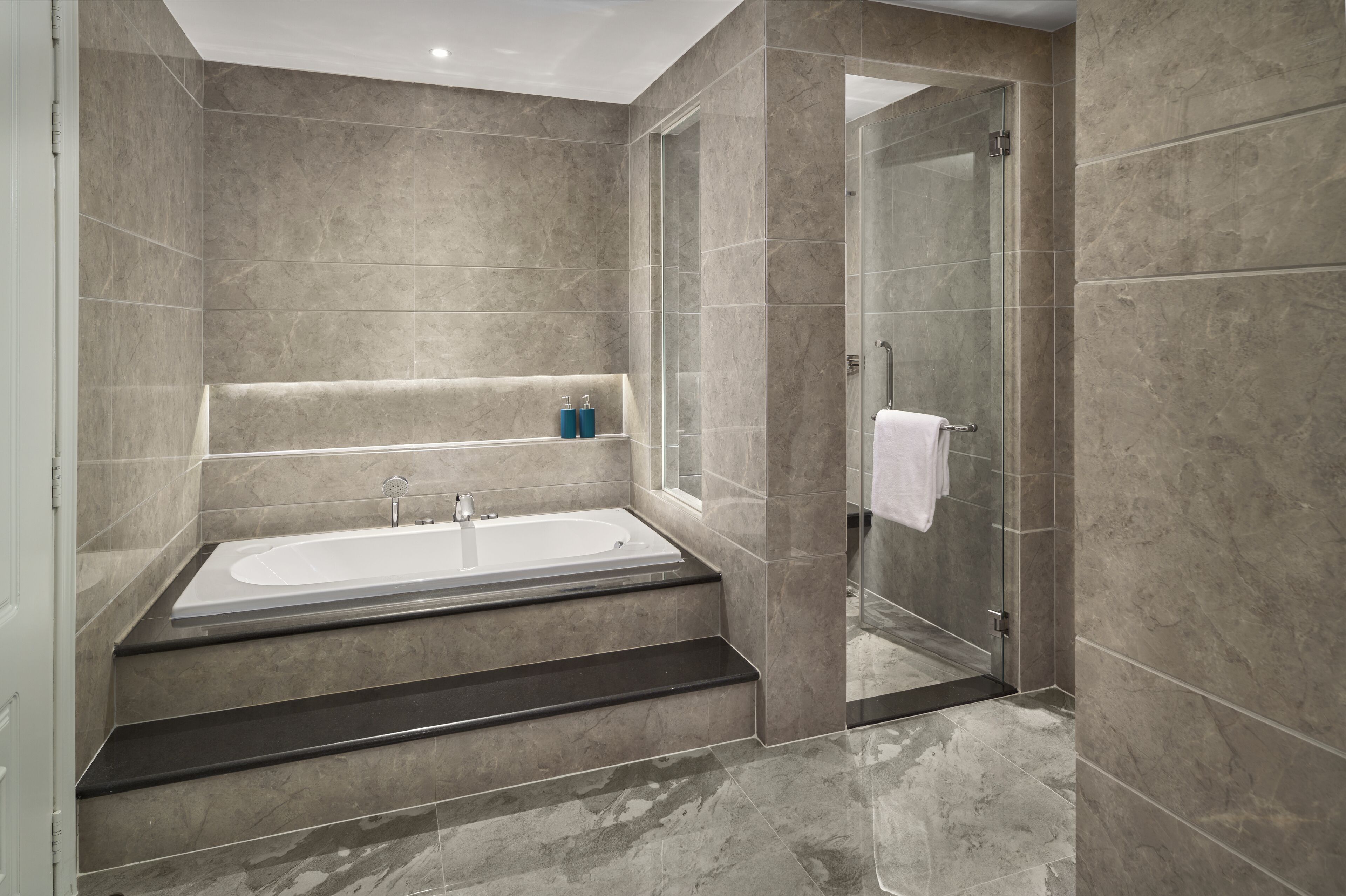Wyndham Grand Phnom Penh Capital