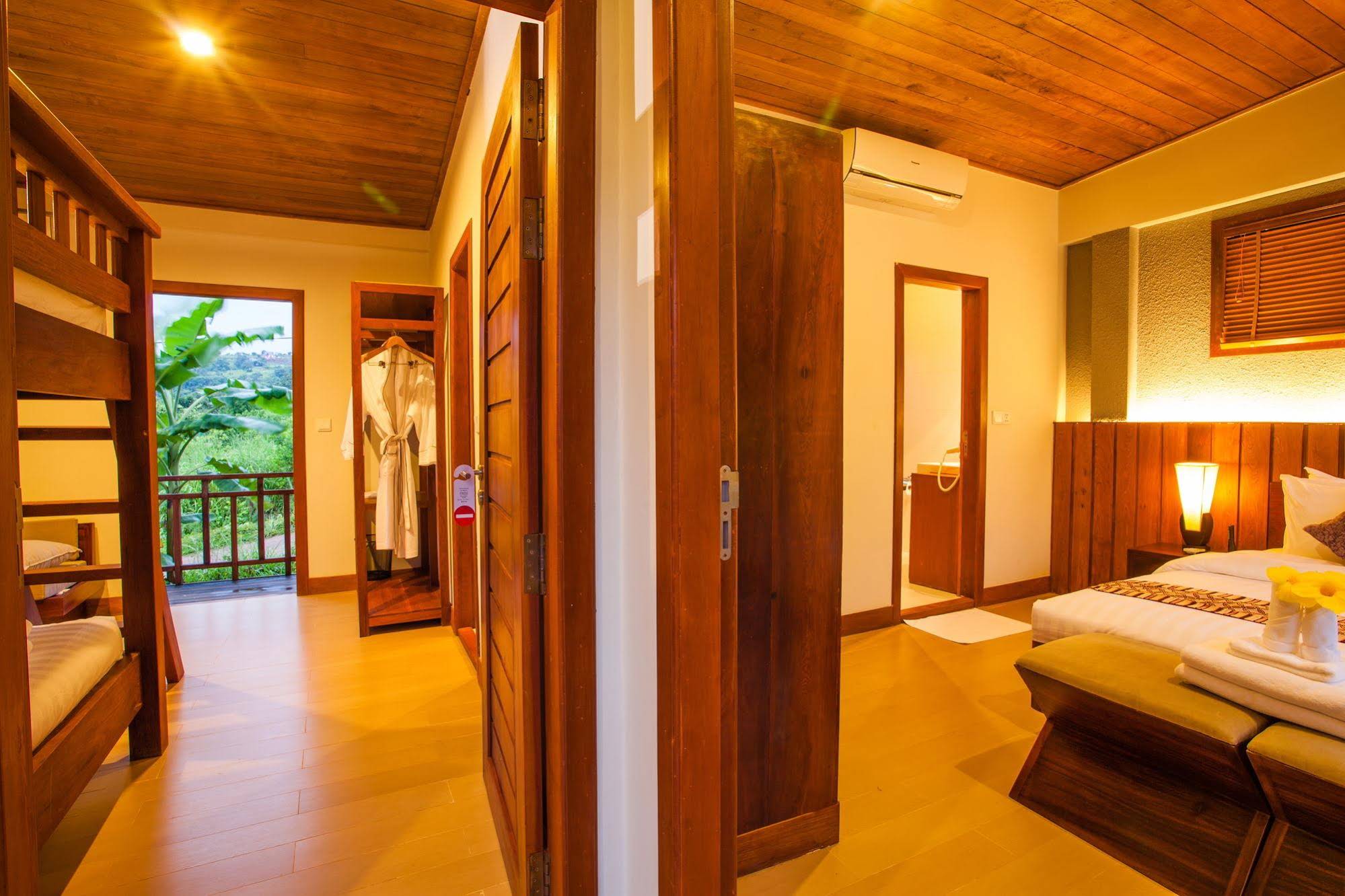 Mayura Hill Resort